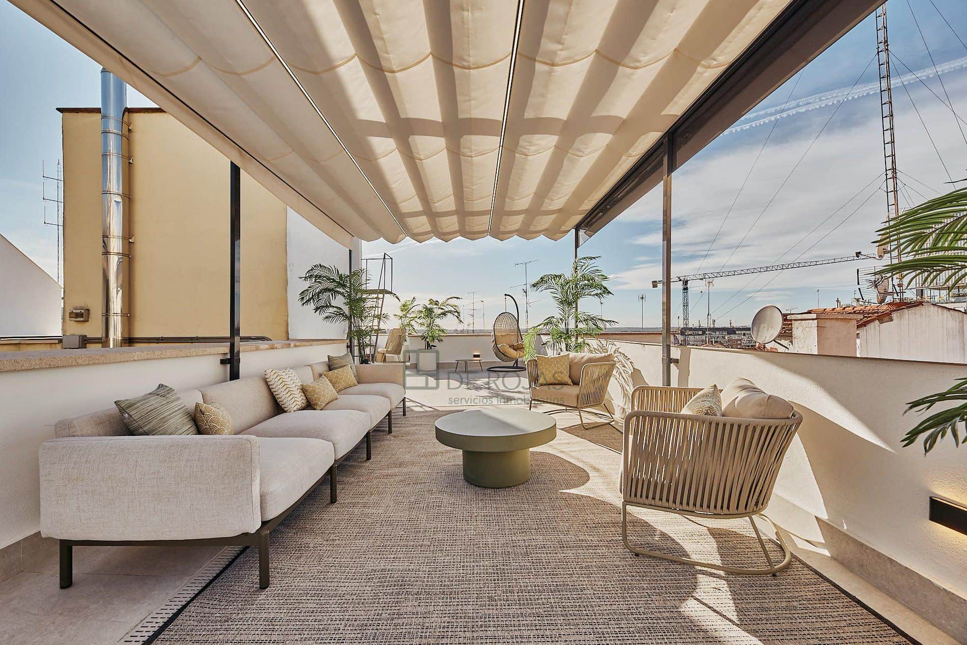 ÁTICO EXTERIOR CON PISCINA CASA INTELIGENTE - Foto 1