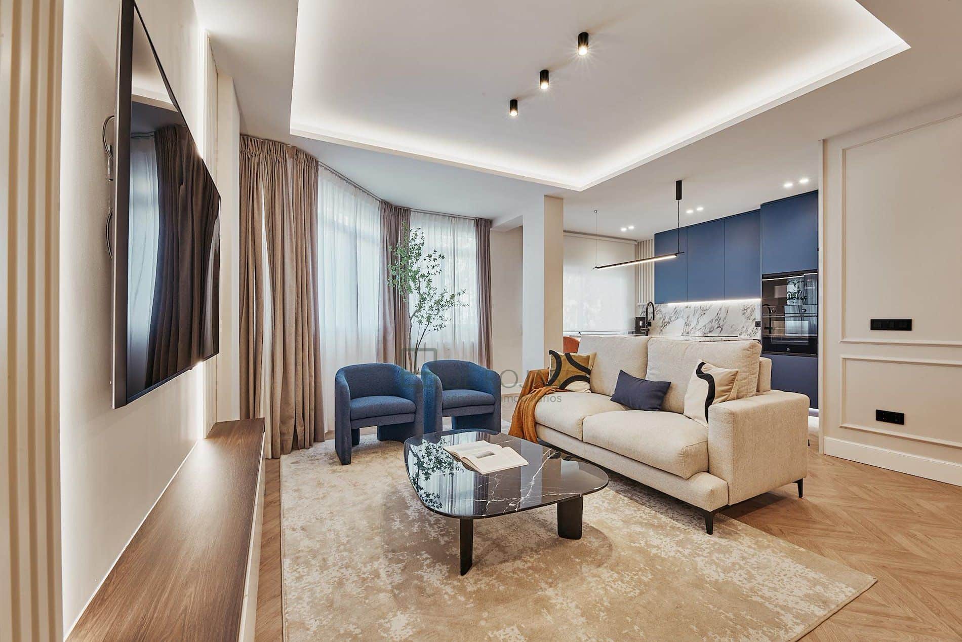 VIVIENDA EXTERIOR EN BARRIO DE SALAMANCA CON TERRAZA - Foto 3