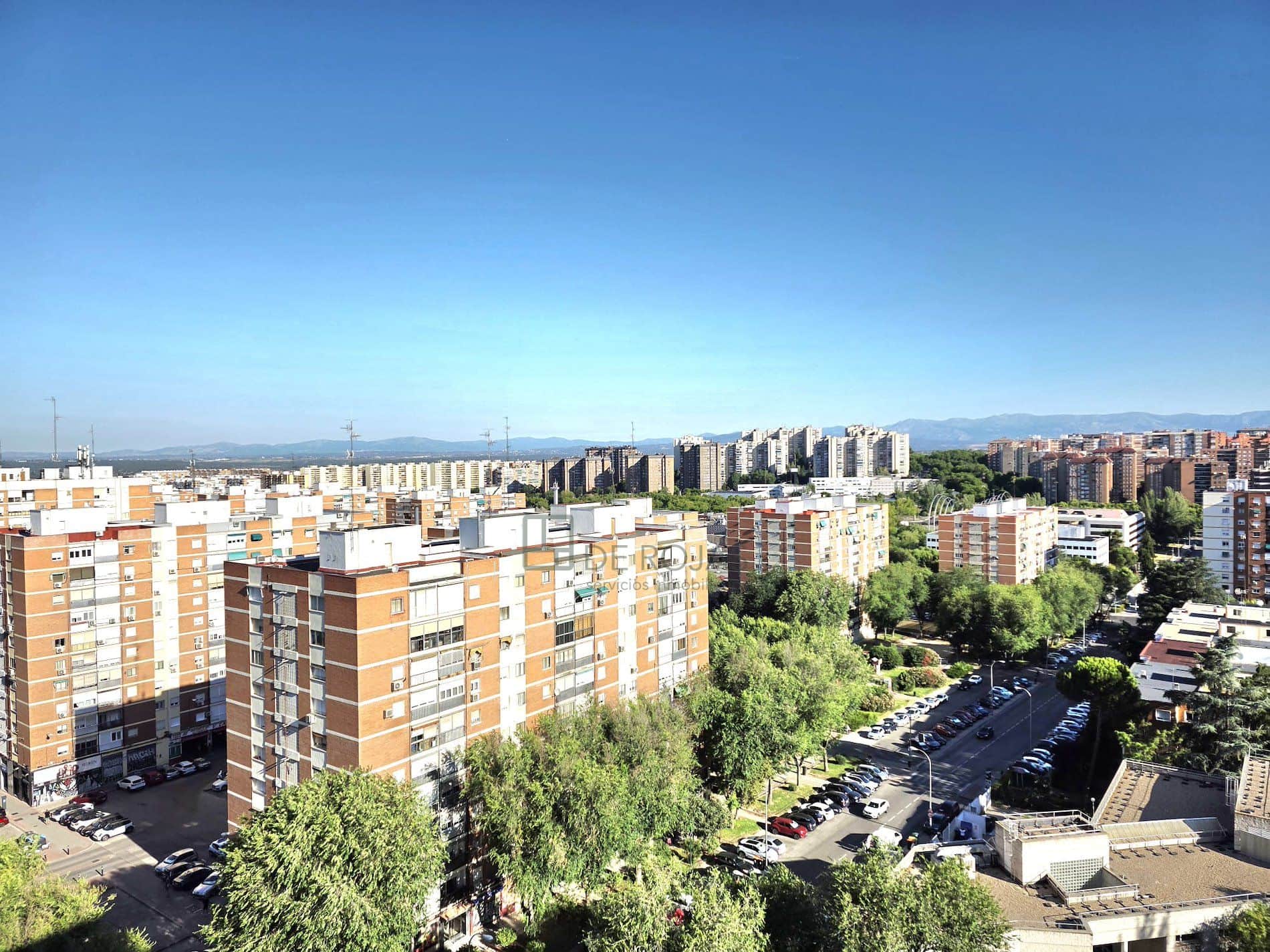 Piso - Calle De Finisterre - Madrid - Foto 1
