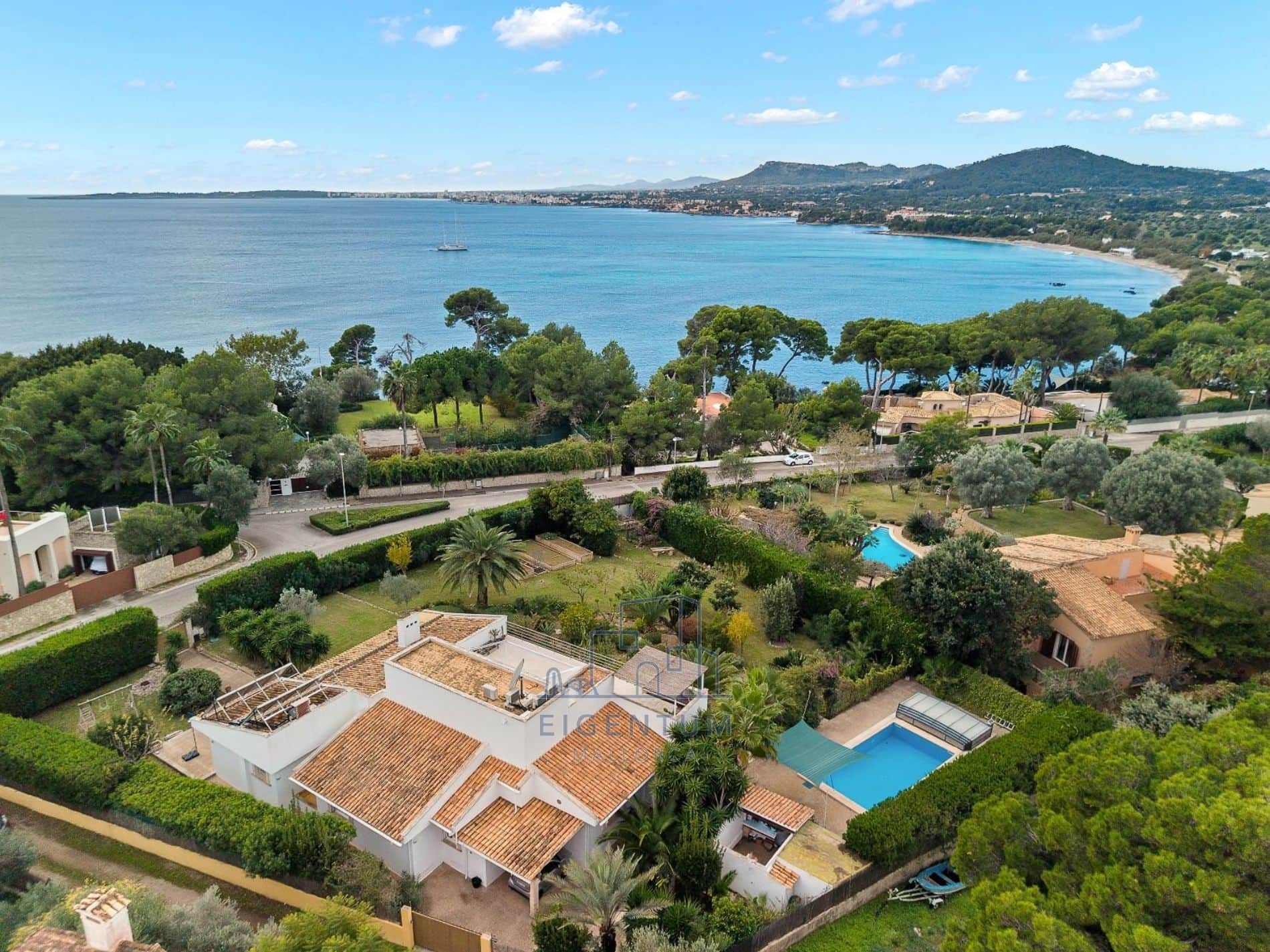🌍 Villa exclusiva en Costa de los Pinos – Privacidad, amplitud y cerca del mar 🌿 - Foto 1