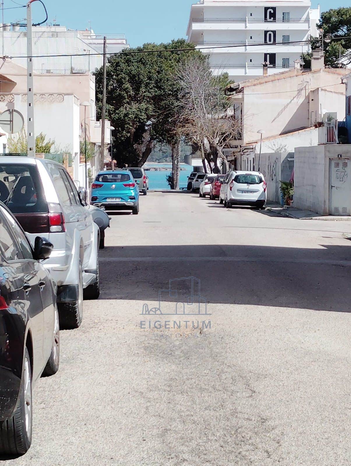 PLANTA BAJA  CERCA DEL MAR  CON COCHERA A REFORMAR - Foto 1