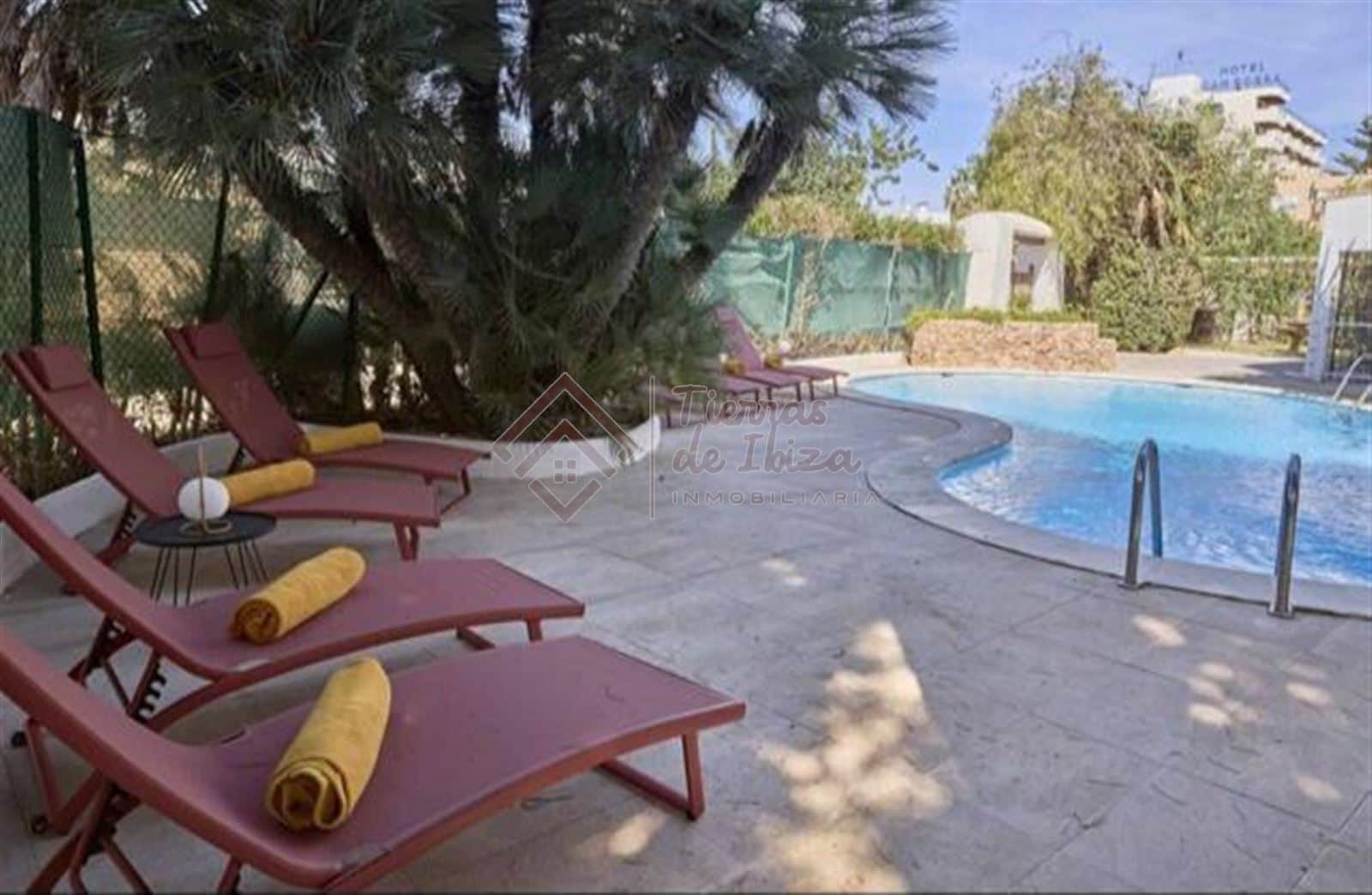 Chalet Independiente Exclusivo en Sant Jordi - Foto 2