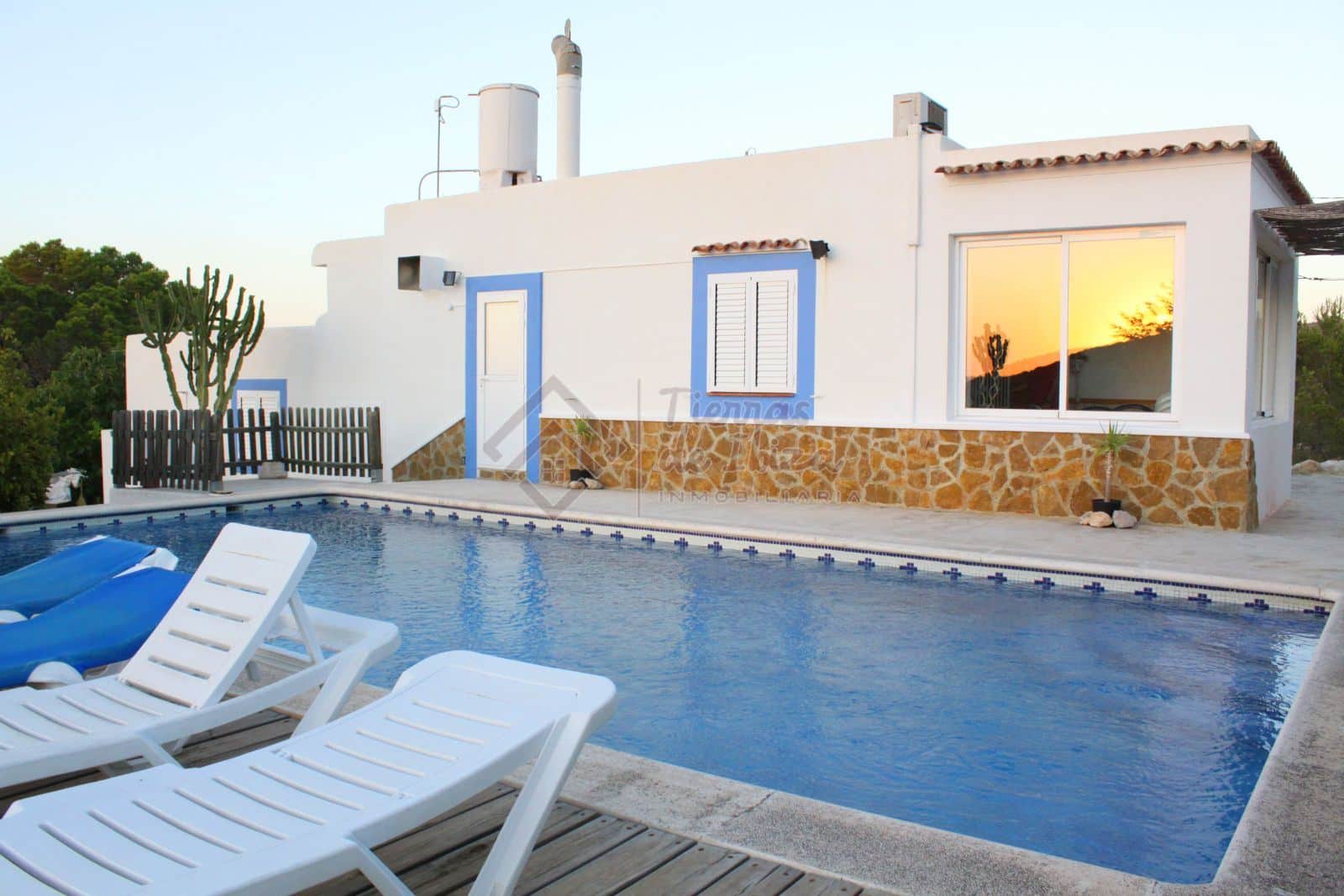 Casa en Cala Xarraca - Foto 1