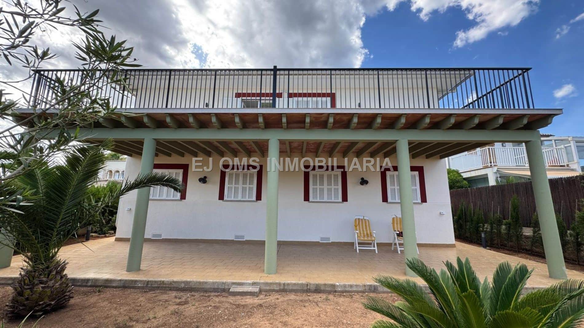 SE ALQUILA EXCLUSIVA CASA ZONA ALCUDIA – 230 m² recién reformada, a 100 metros del mar - Foto 1