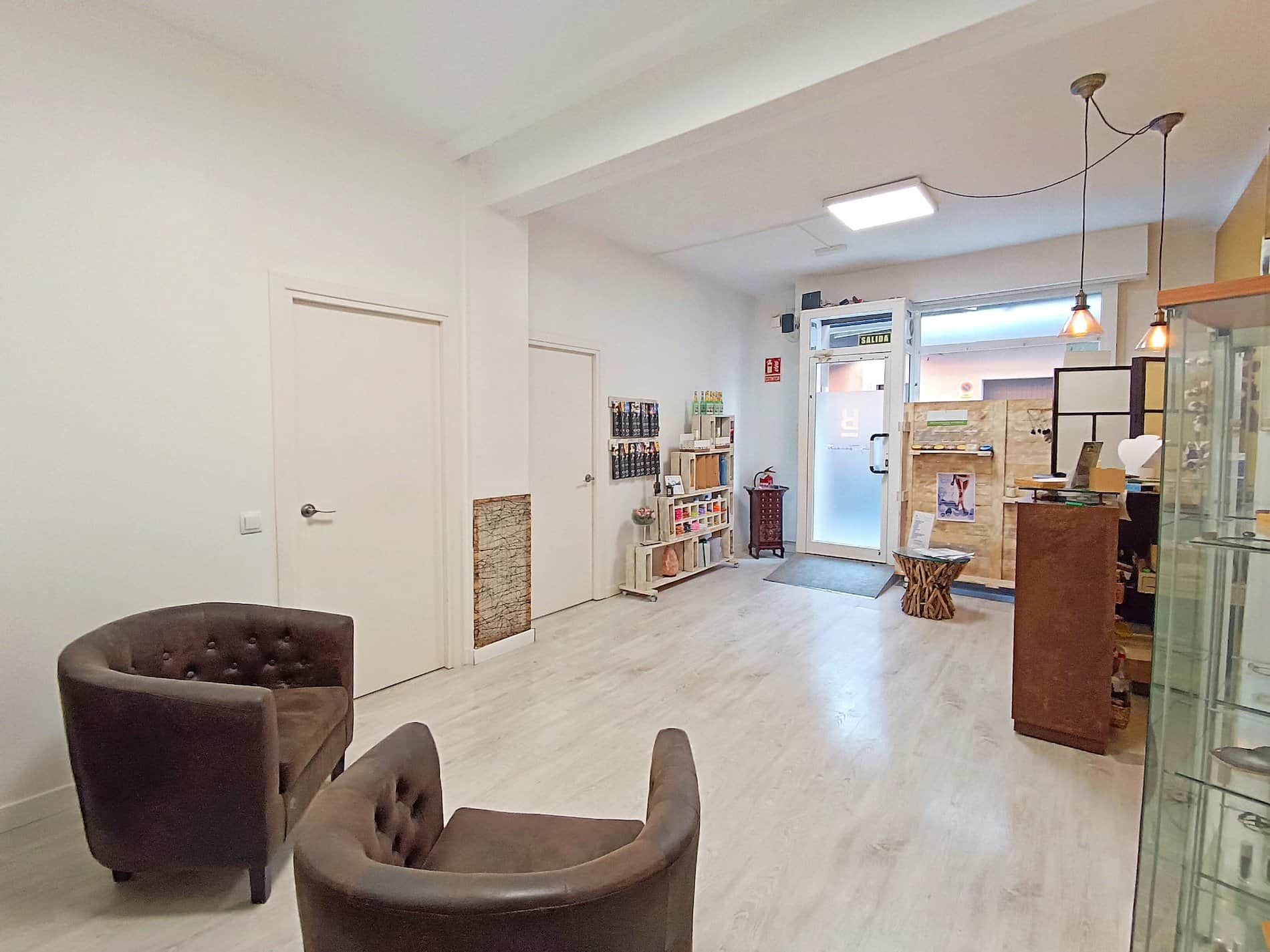 CENTRO DE ESTÉTICA EN TRASPASO - Foto 3
