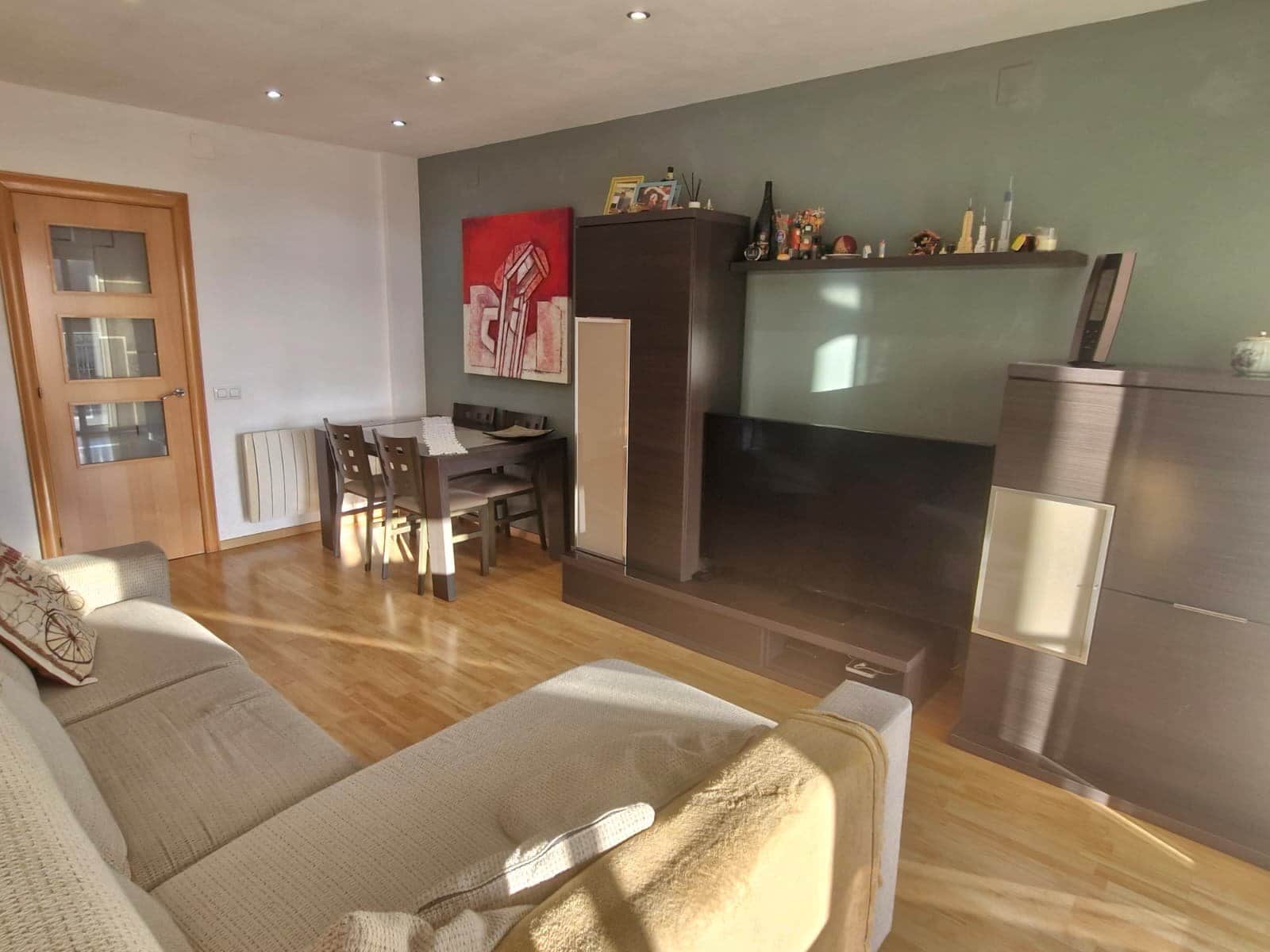 PISO DE 4 HABITACIONES EN SANT BOI DE LLOBREGAT. - Foto 4