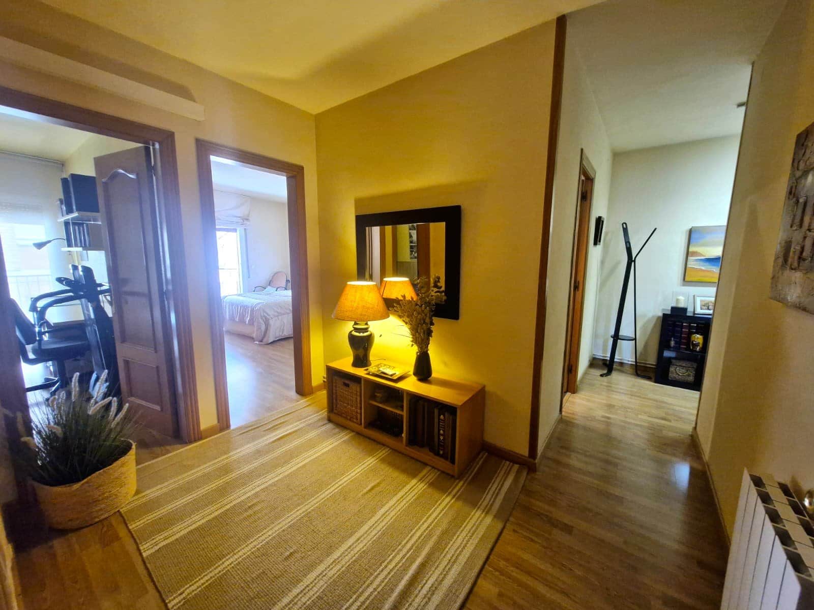 PISO EN BUENA ZONA CON SOLO TRES VECINOS - Foto 1