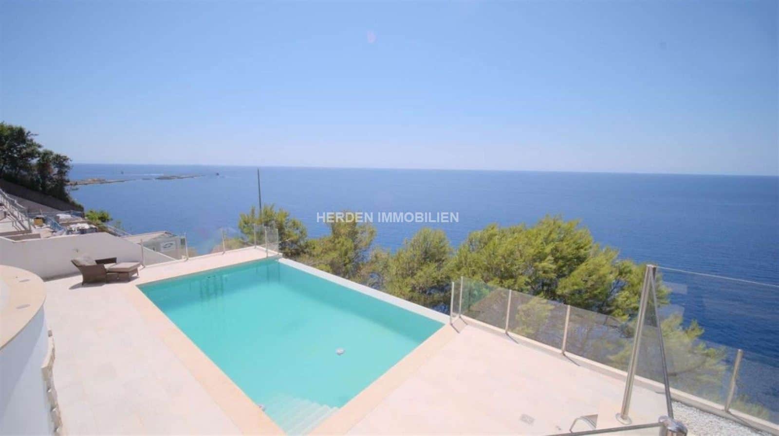 VILLA DE LUJO EN PRIMERA LINEA DE MAR EN EL TORO EN VENTA - Foto 4