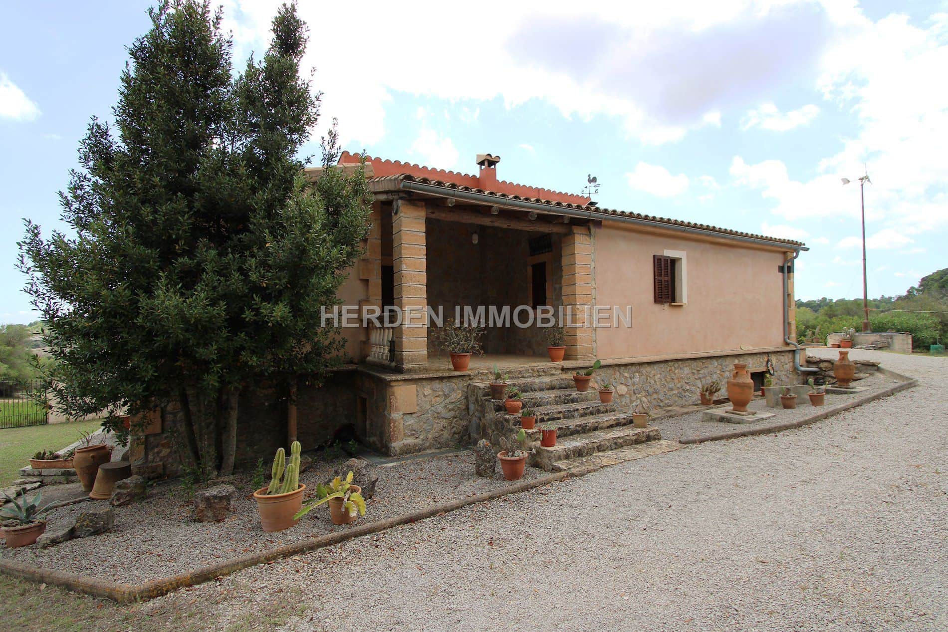 ENCANTADORA FINCA CERCA DE SANT LLORENC DES CARDASSAR, MALLORCA - Foto 1