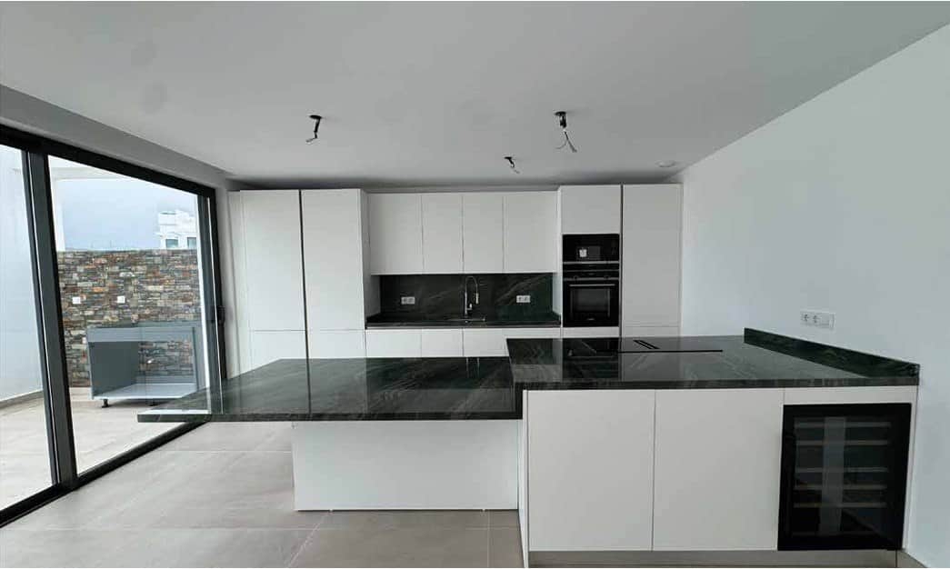 Un ático diseñado para vivir el Mediterráneo con exclusividad.- - Foto 2