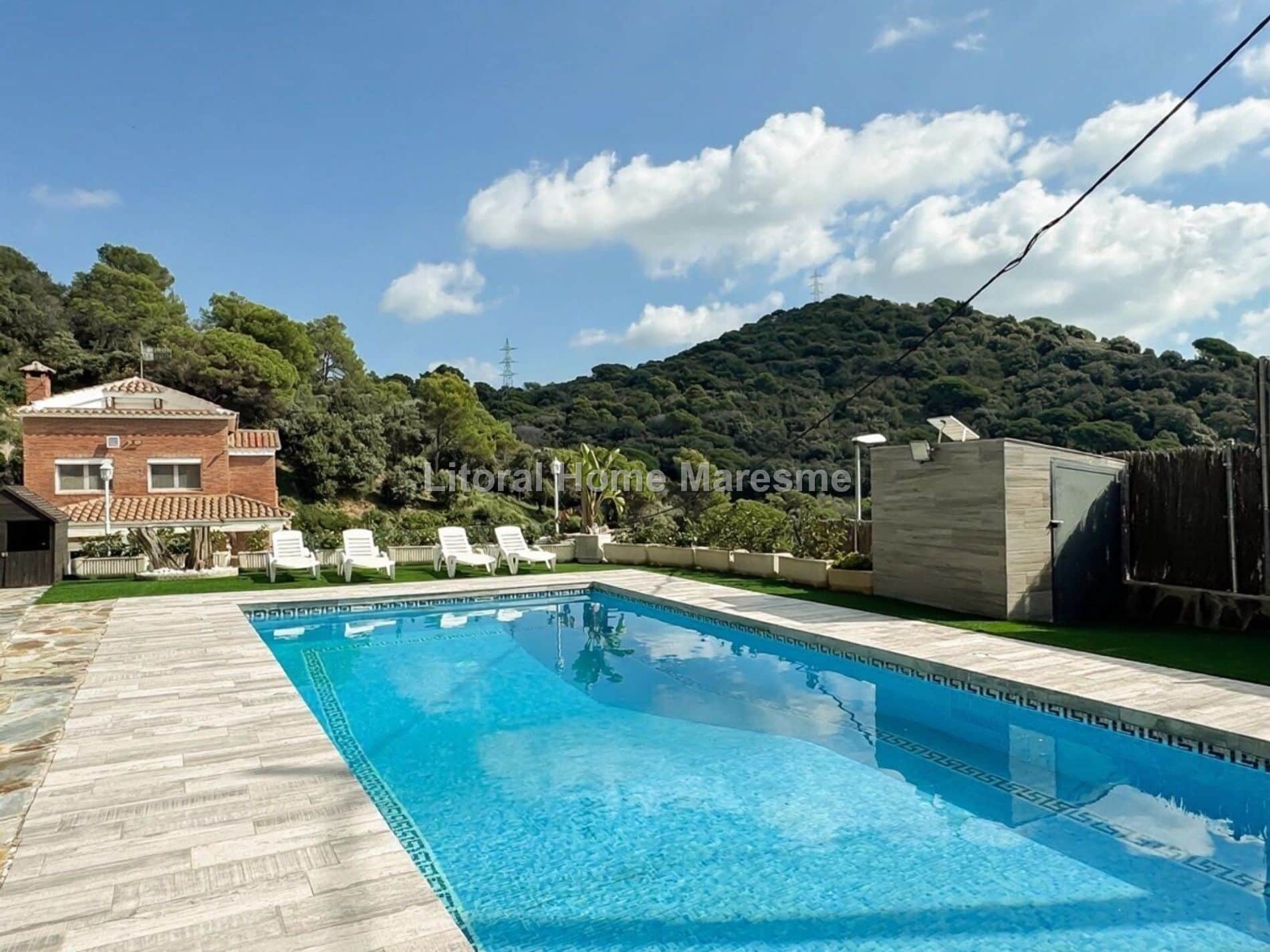 Residencia familiar de alto standing con vistas panorámicas al mar - Foto 1