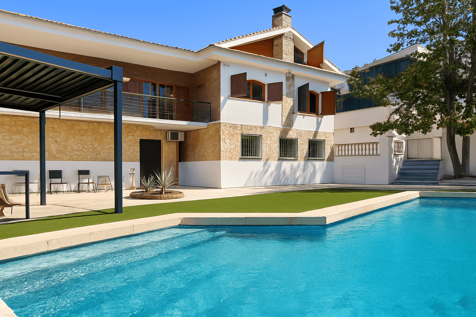 Exclusiva villa en Tiana con vistas al mar, jardín y piscina - Foto 2