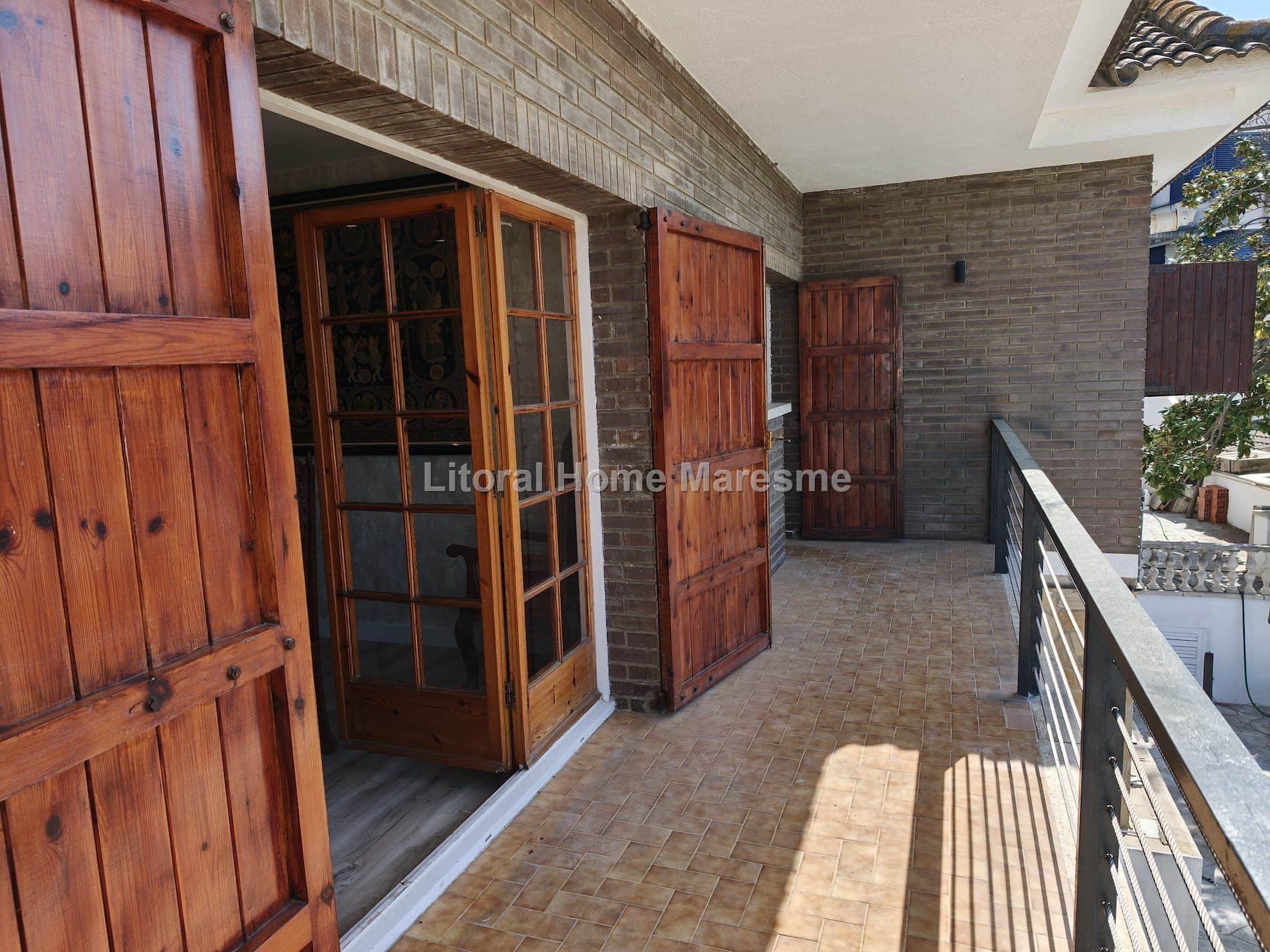 Exclusiva villa en Tiana con vistas al mar, jardín y piscina - Foto 4