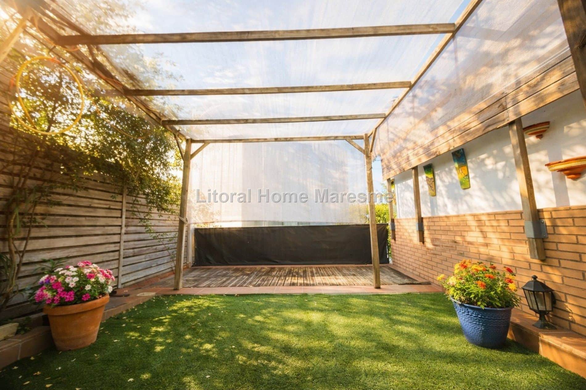Exclusiva casa en Tiana con piscina, ascensor y mini-apartamento en zona Vilesa - Foto 3