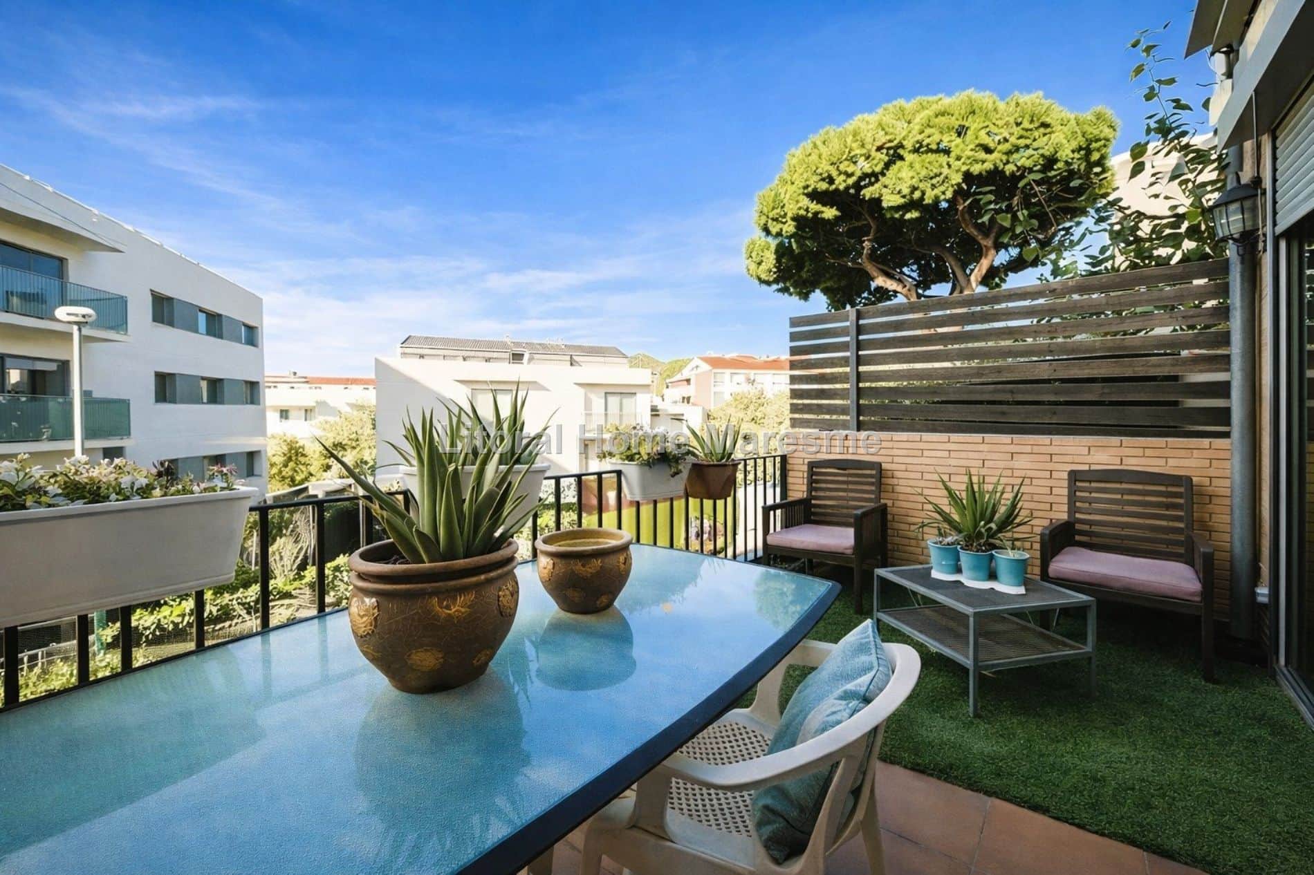 Exclusiva casa en Tiana con piscina, ascensor y mini-apartamento en zona Vilesa - Foto 2