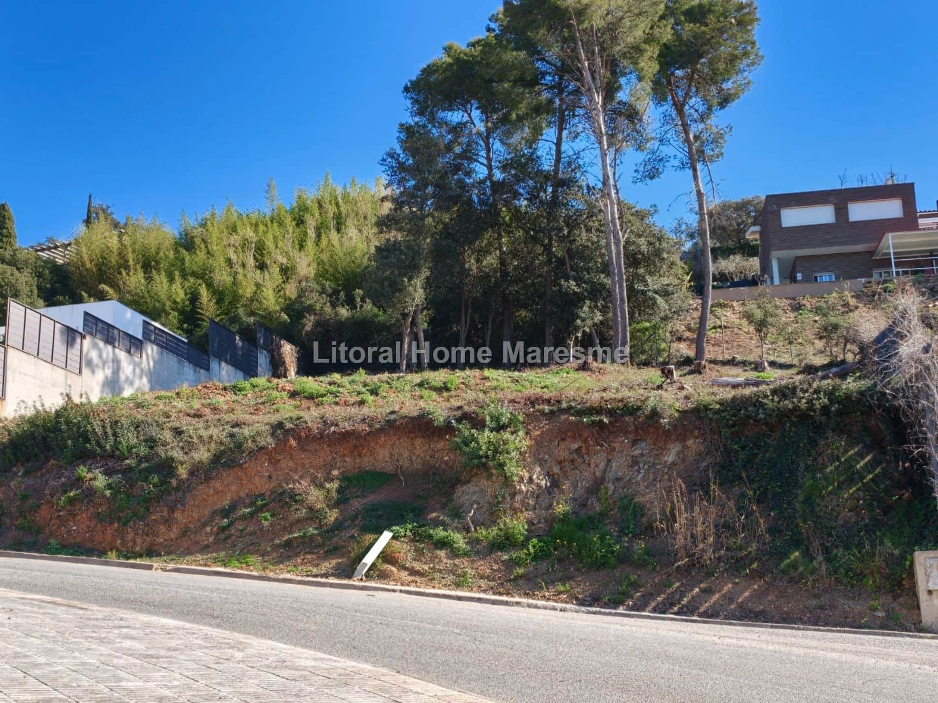 TERRENO PLANO CON VISTAS AL MAR  EN SANTA SUSANA - Foto 3