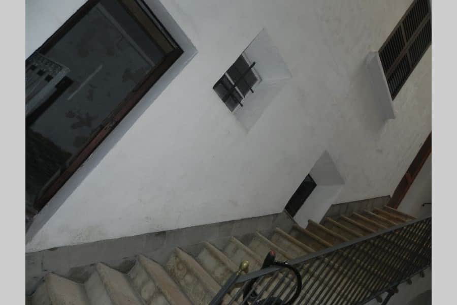 ENTRESUELO Y SEMISÓTANO EN EL CASCO ANTIGUO - Foto 4