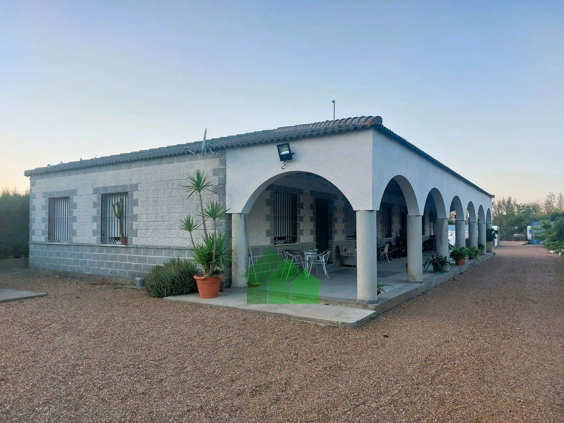 C-1024 VENTA DE TERRENO CON DOS CASAS Y PISCINA EN CAMINO VIEJO BARBAÑO. MONTIJO - Foto 5