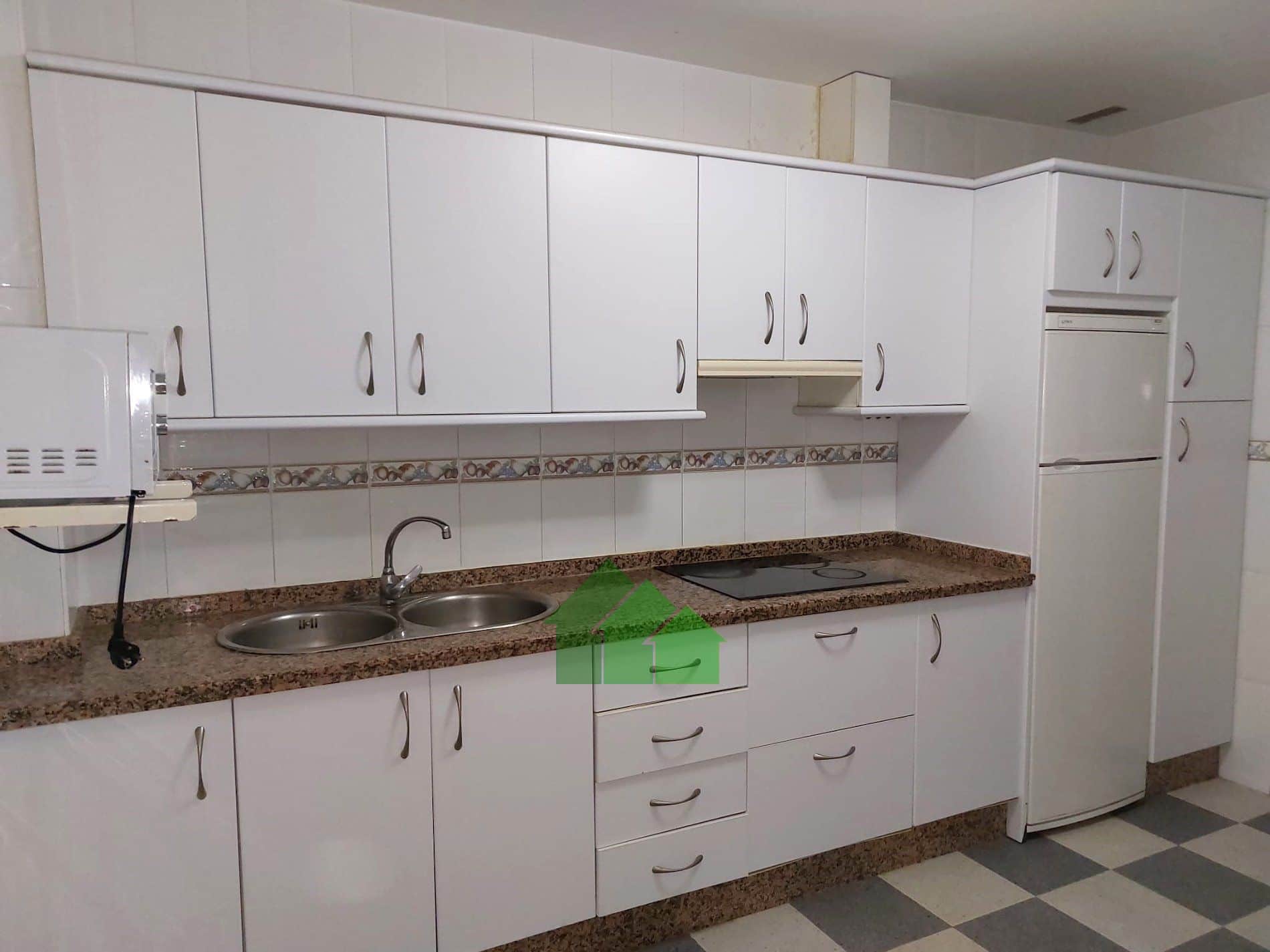 P-718: VENTA DE BONITO PISO AMUEBLADO CON ASCENSOR Y PLAZA DE GARAJE. MONTIJO. - Foto 5