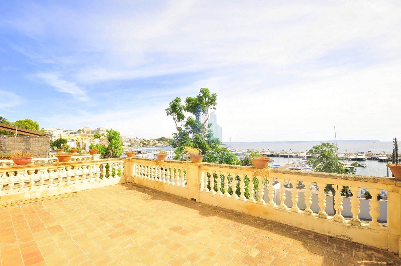 Amplia casa en primera línea del Puerto de Calanova - Foto 4