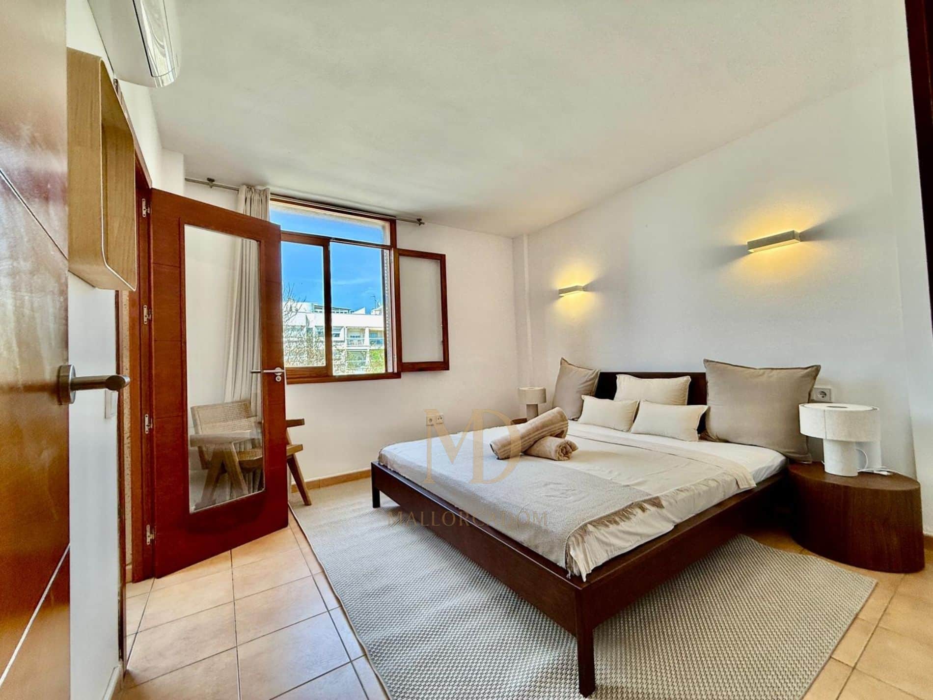 ¡Chalet pareado en El Molinar, a 50 metros del mar, con terraza solárium! - Foto 5