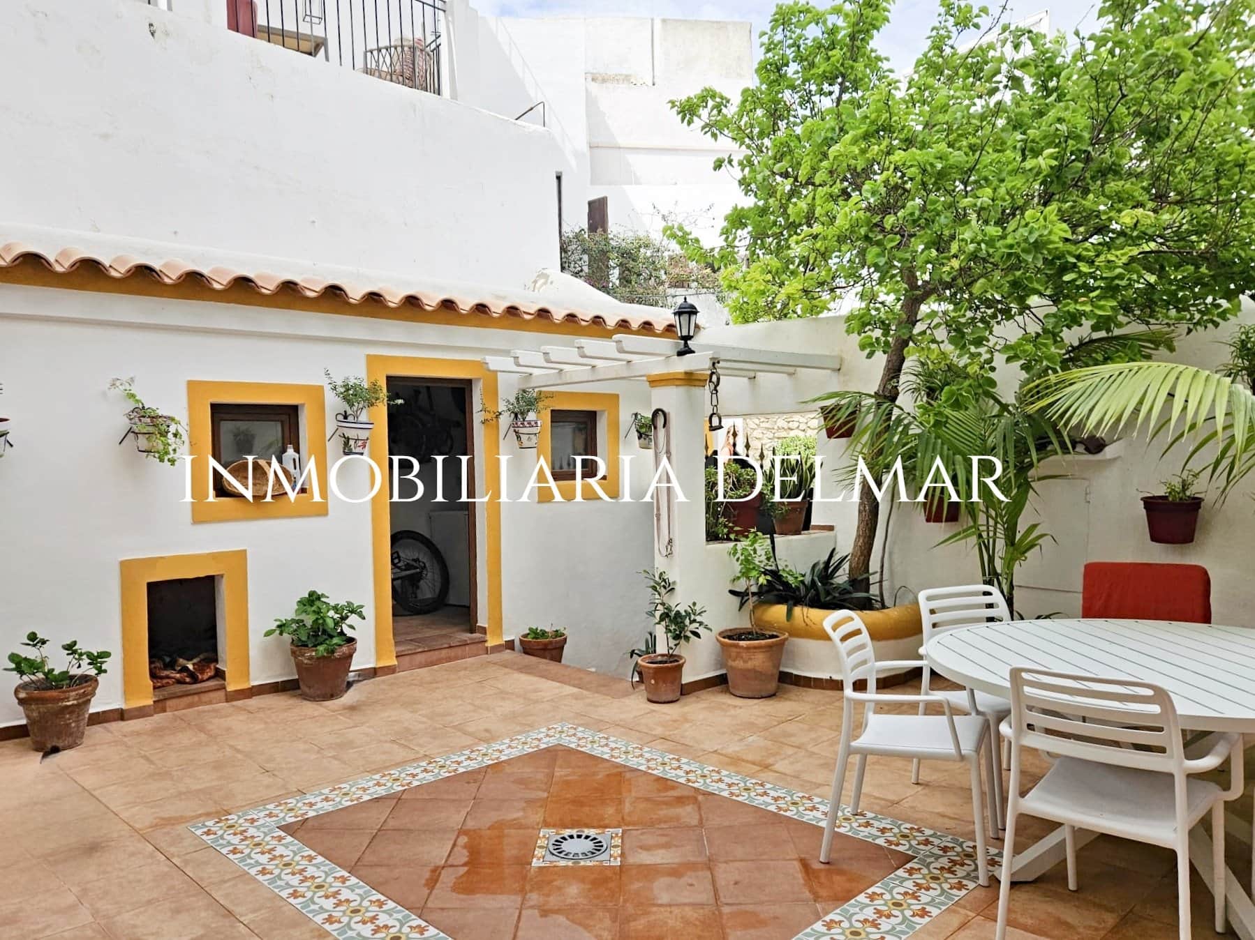 EDIFICIO REFORMADO EN DALT VILA - Foto 4