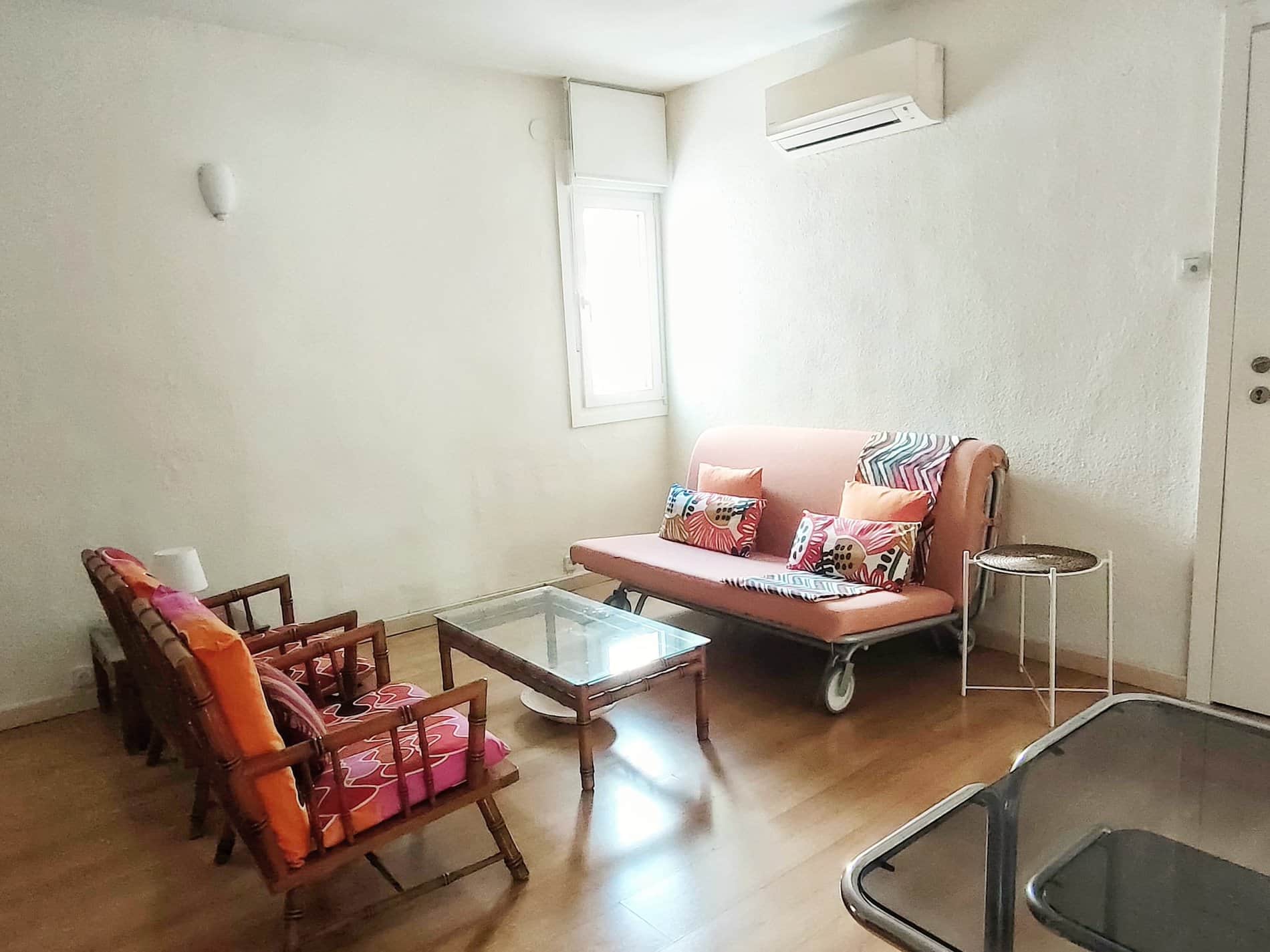 Luminoso Piso de 2 habitaciones en Prosperidad. - Foto 2