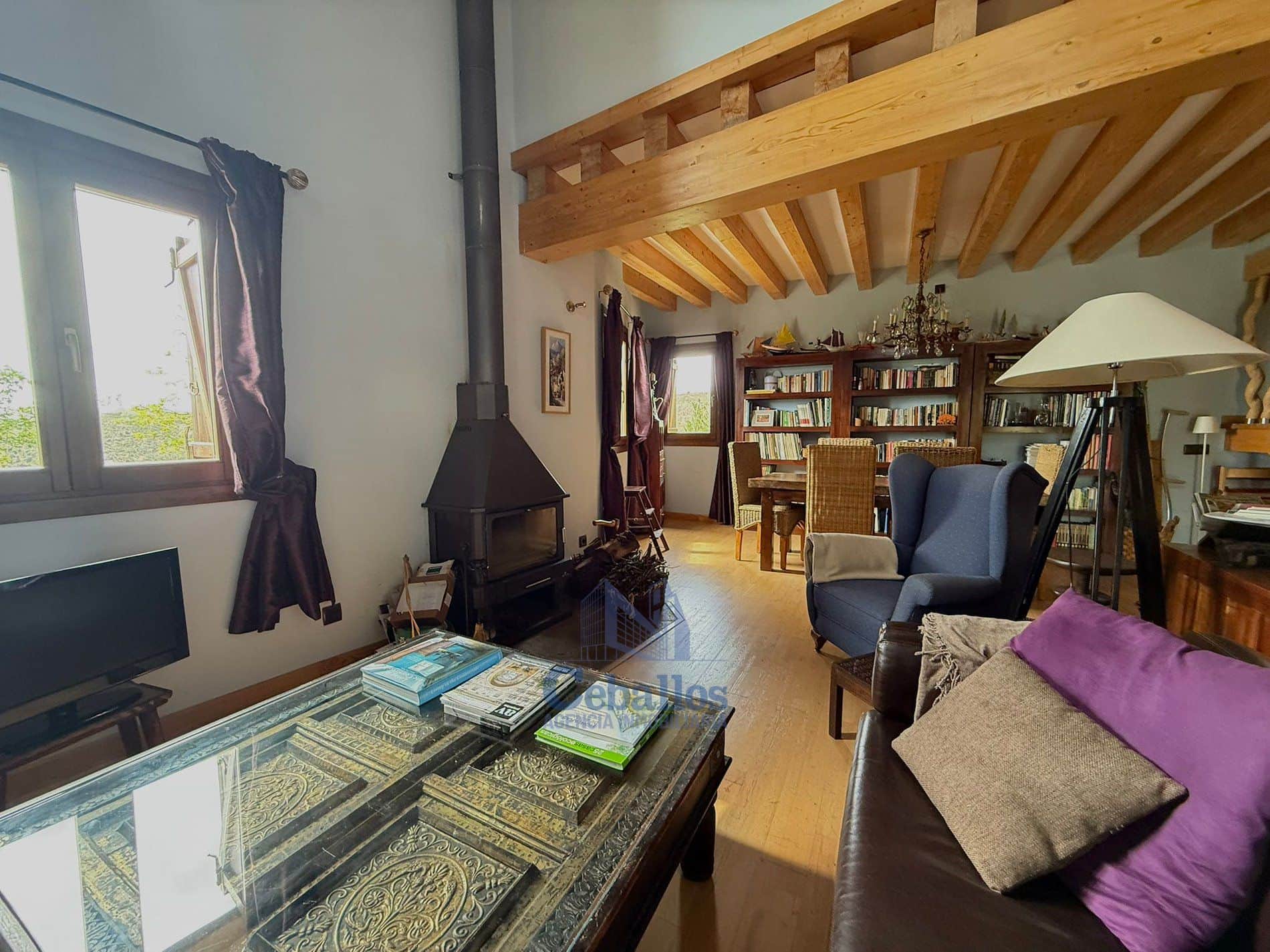 CASA CON ENCANTO EN PLENA NATURALEZA – ROBLELACASA - Foto 4