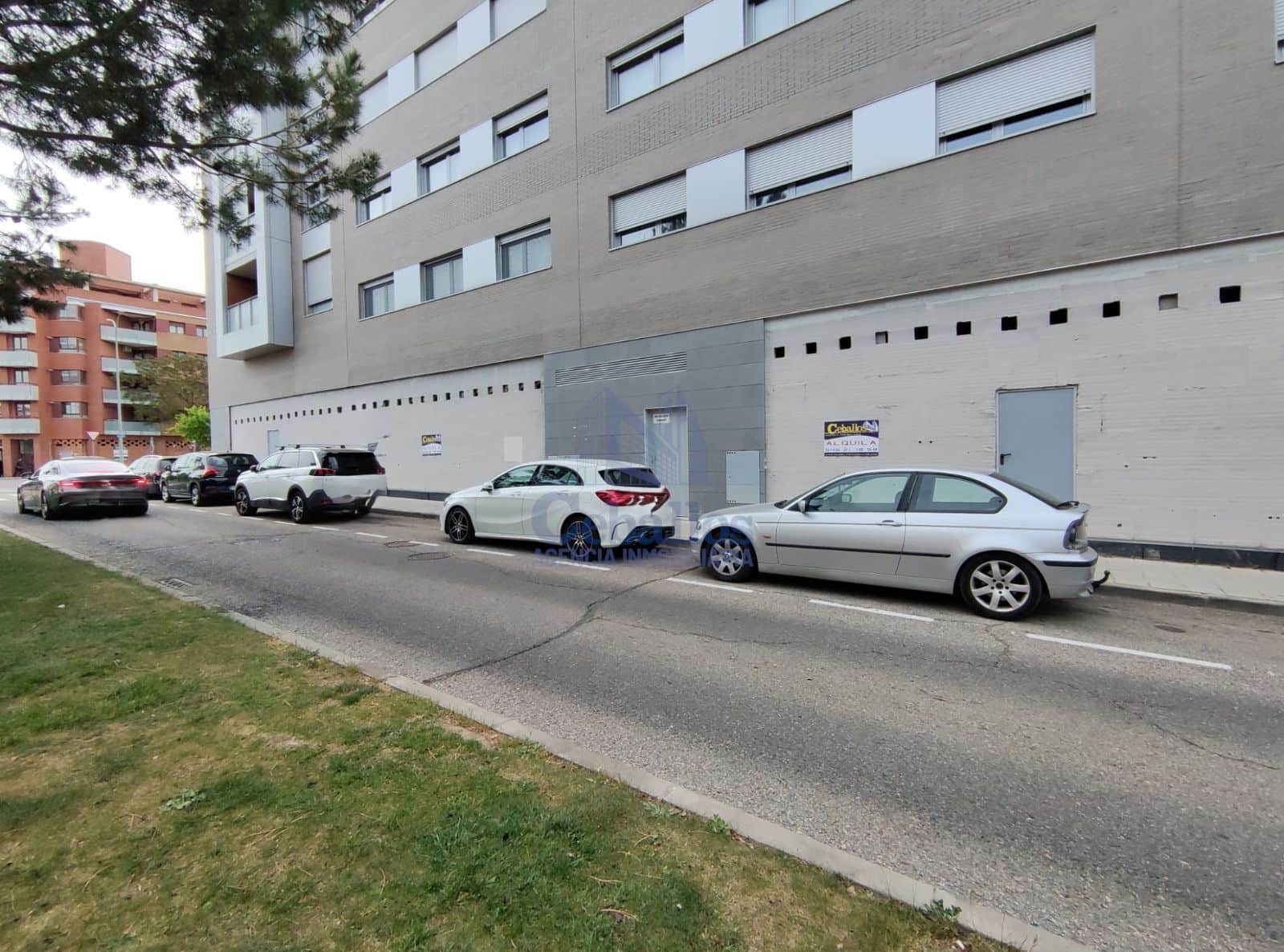 ¡Oportunidad Única! Local Comercial en Alquiler en la Zona Nueva - Foto 1