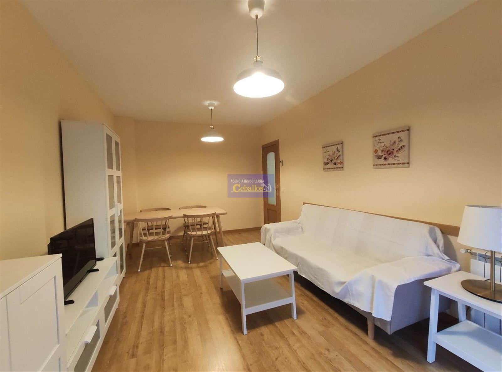 Vivienda situada en la exclusiva zona del Hotel Pax Disponible en Julio 2026 - Foto 5
