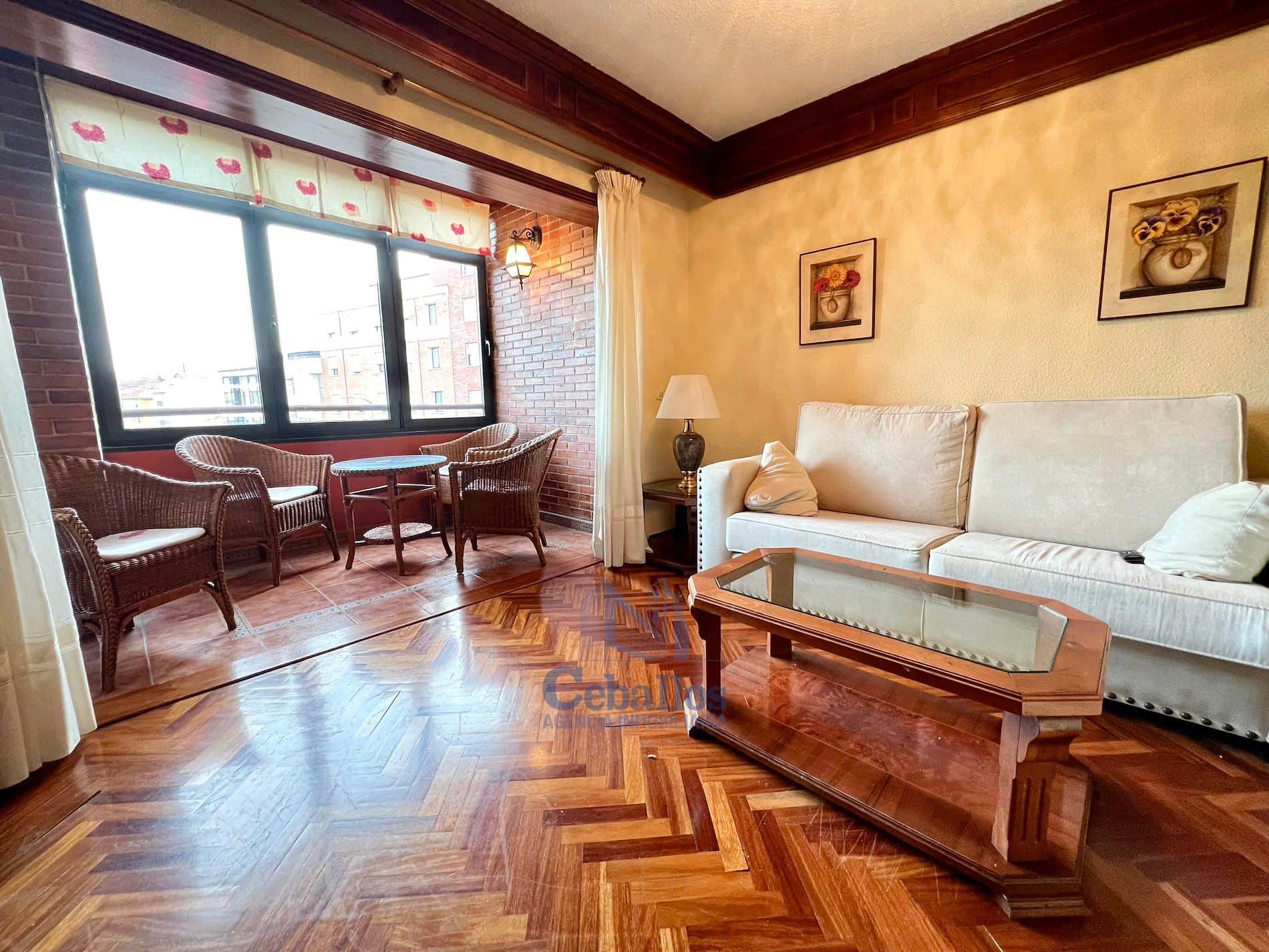 🏡 Amplia y Luminosa Vivienda en Calle Padre Félix Flores – Guadalajara - Foto 4
