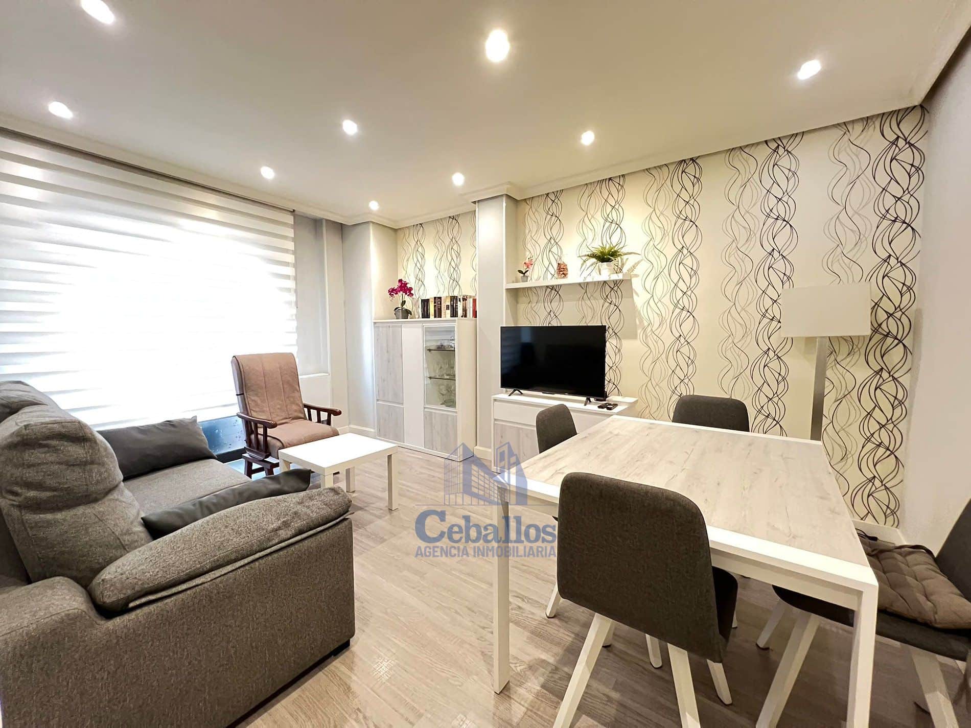 Descubre tu próximo hogar en Villa de Vallecas, Madrid - Foto 2
