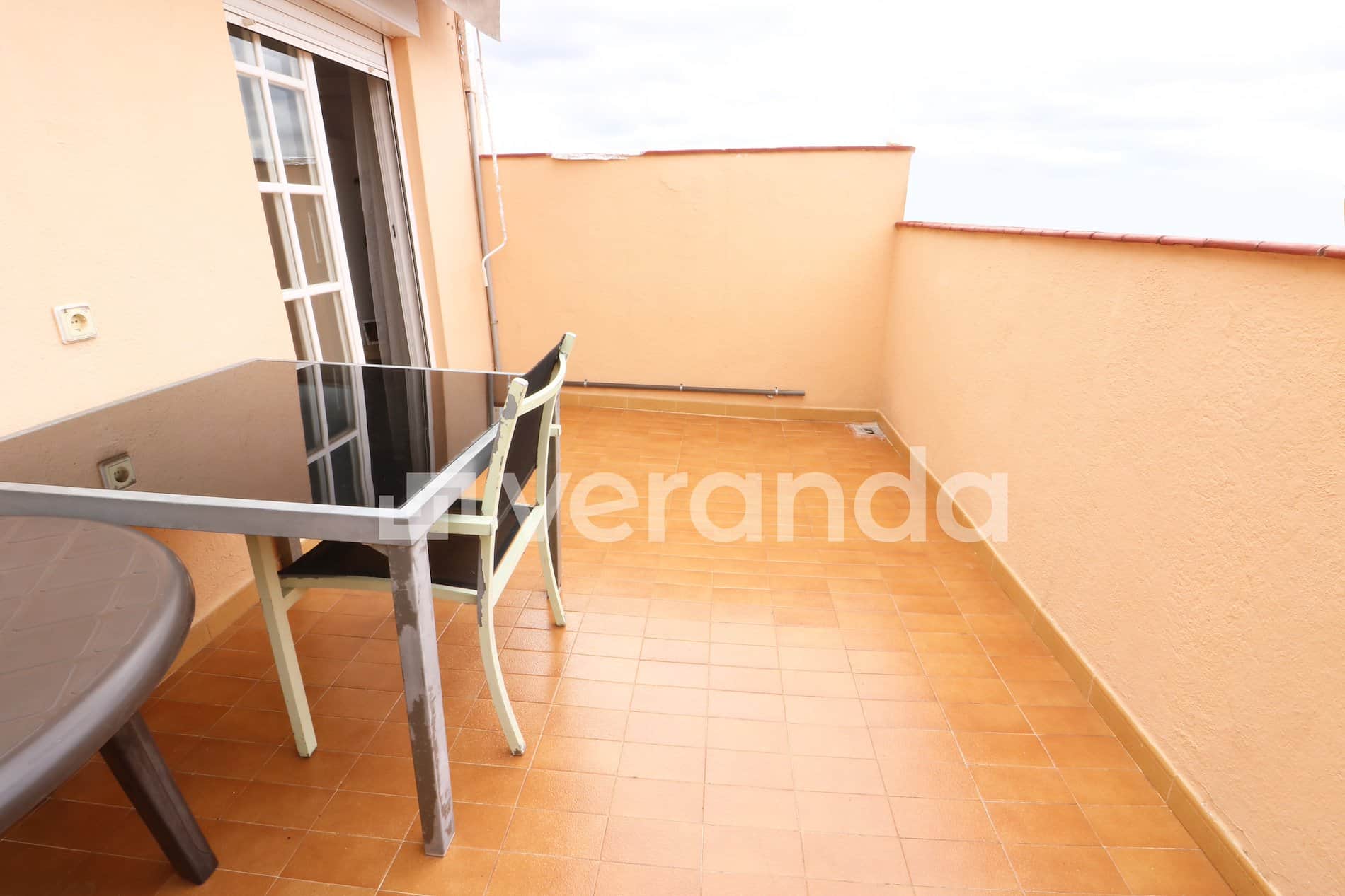 ATICO CON TERRAZA EN ZONA GASSO VARGAS 2 HABITACIONES - Foto 3