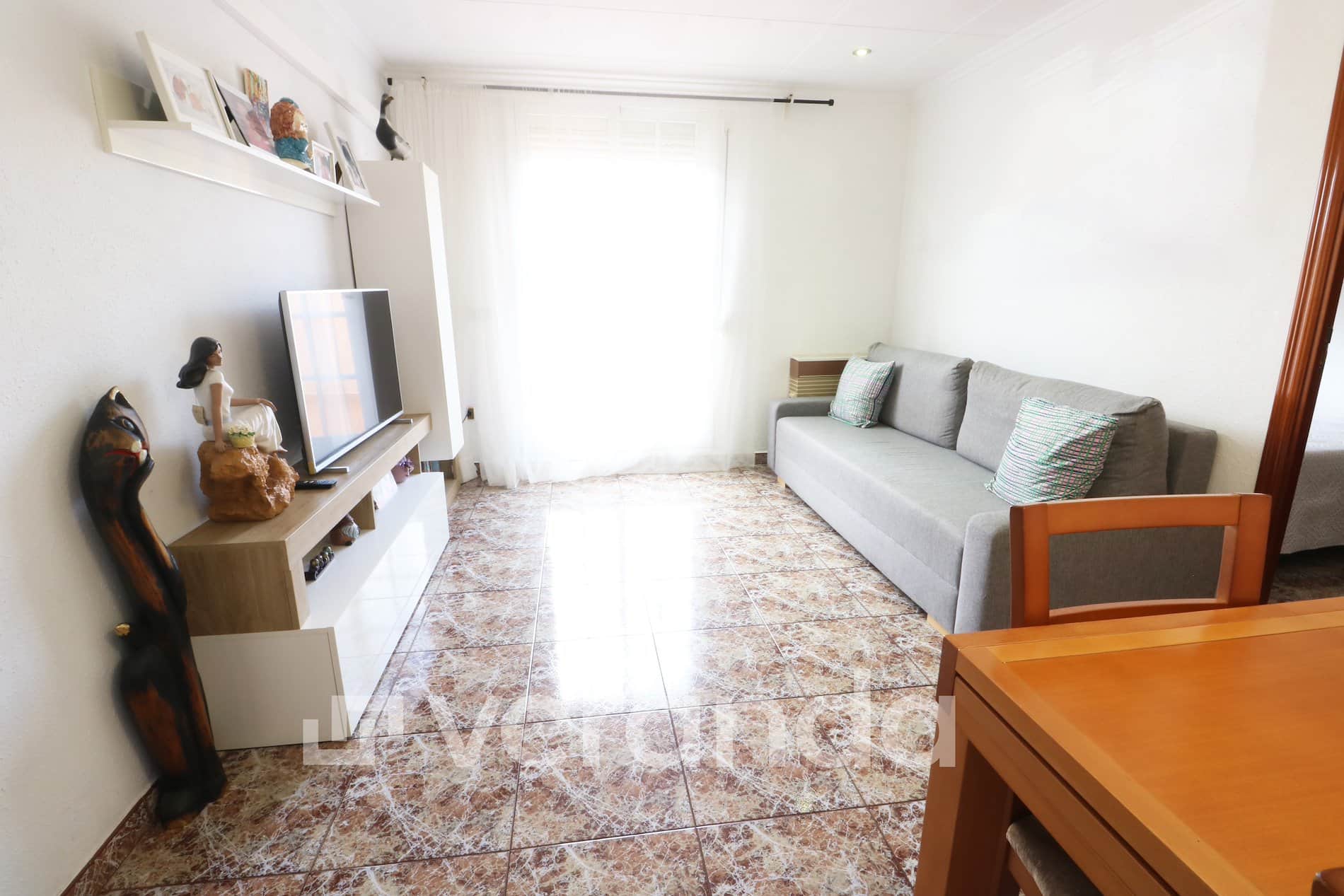 ATICO CON TERRAZA EN ZONA GASSO VARGAS 2 HABITACIONES - Foto 2