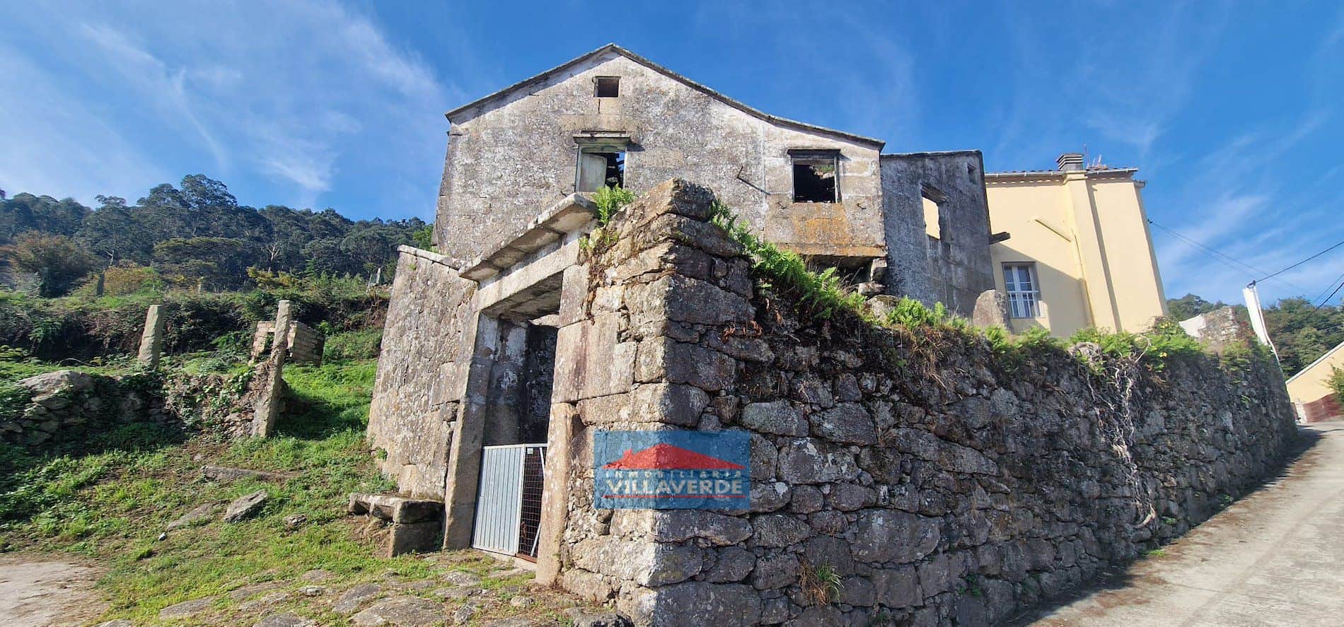 CASA DE PIEDRA PARA RESTAURAR CON GRAN TERRENO - Foto 2