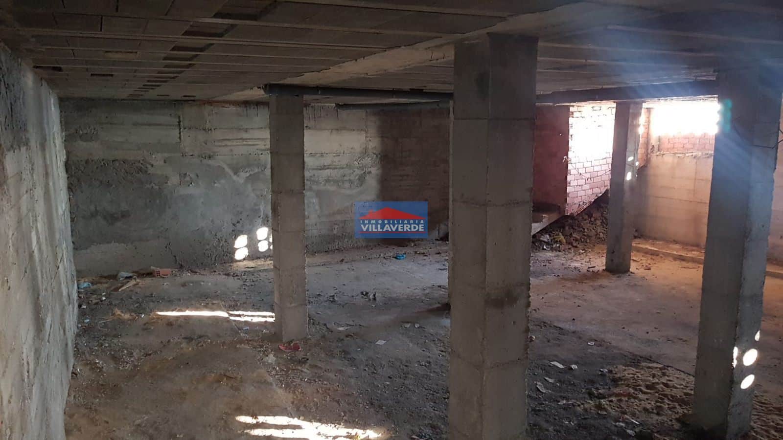 ALQUILER DE BAJO COMERCIAL EN EL PASEO MARÍTIMO - Foto 2