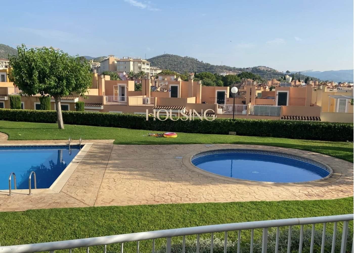 ADOSADO EN RESIDENCIAL CON PISCINAS Y JARDINES EN LA VILETA/SON SERRA - Foto 2