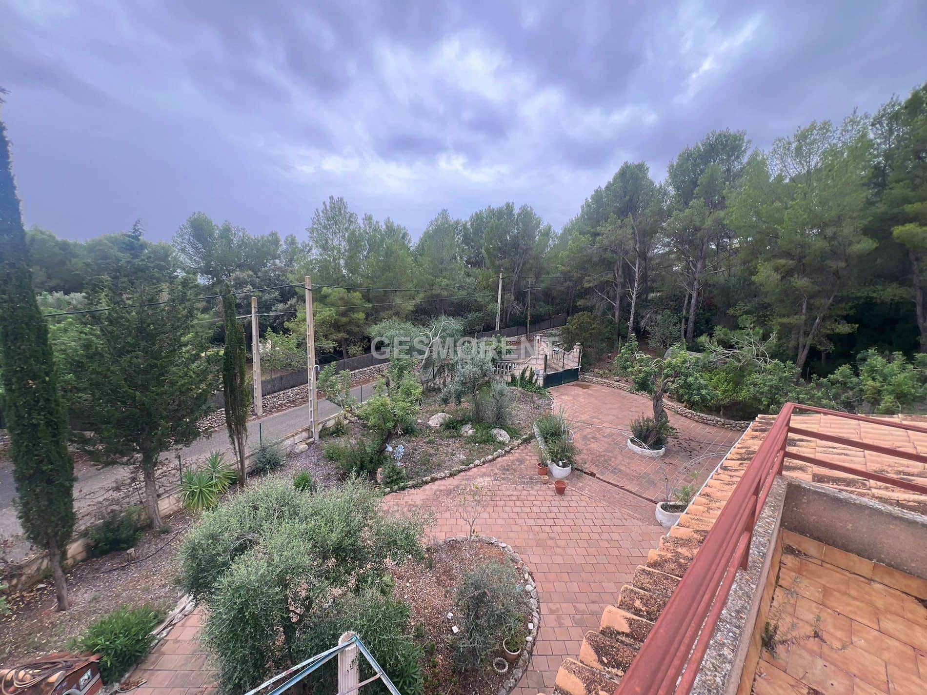 FINCA URBANA EN VENTA EN ESPORLES - Foto 2