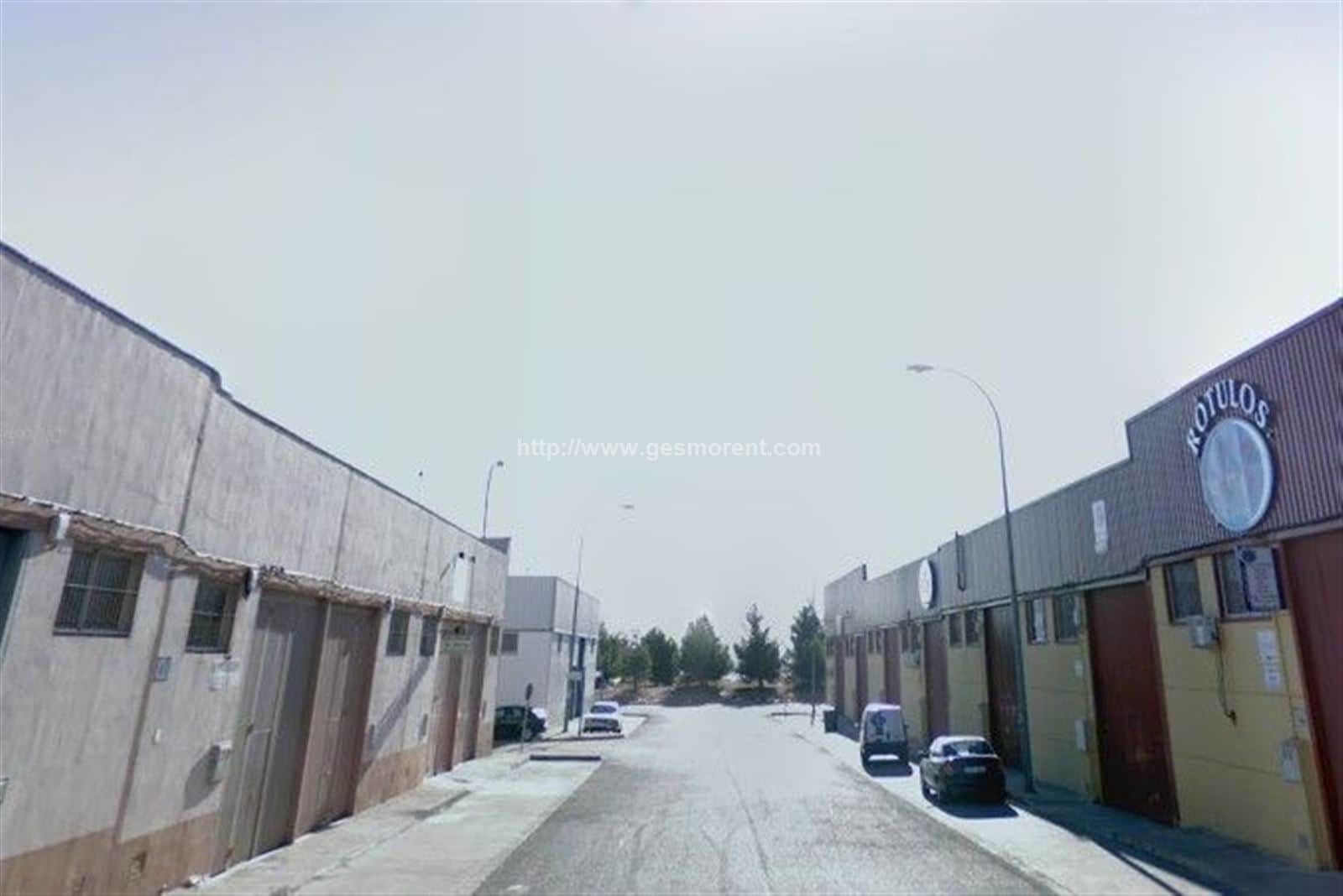 NAVE ADOSADA EN VENTA EN ÉCIJA - Foto 4