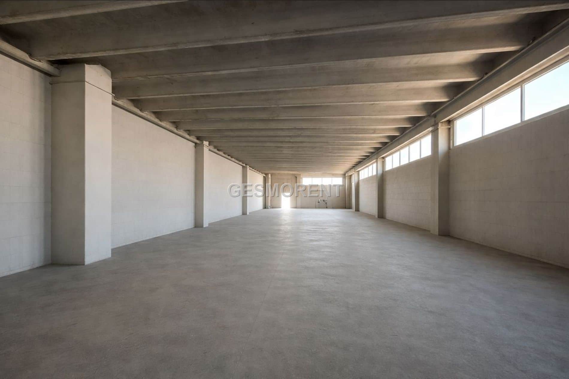 NAVE EN VENTA EN POLÍGONO INDUSTRIAL DE SON OMS - Foto 3