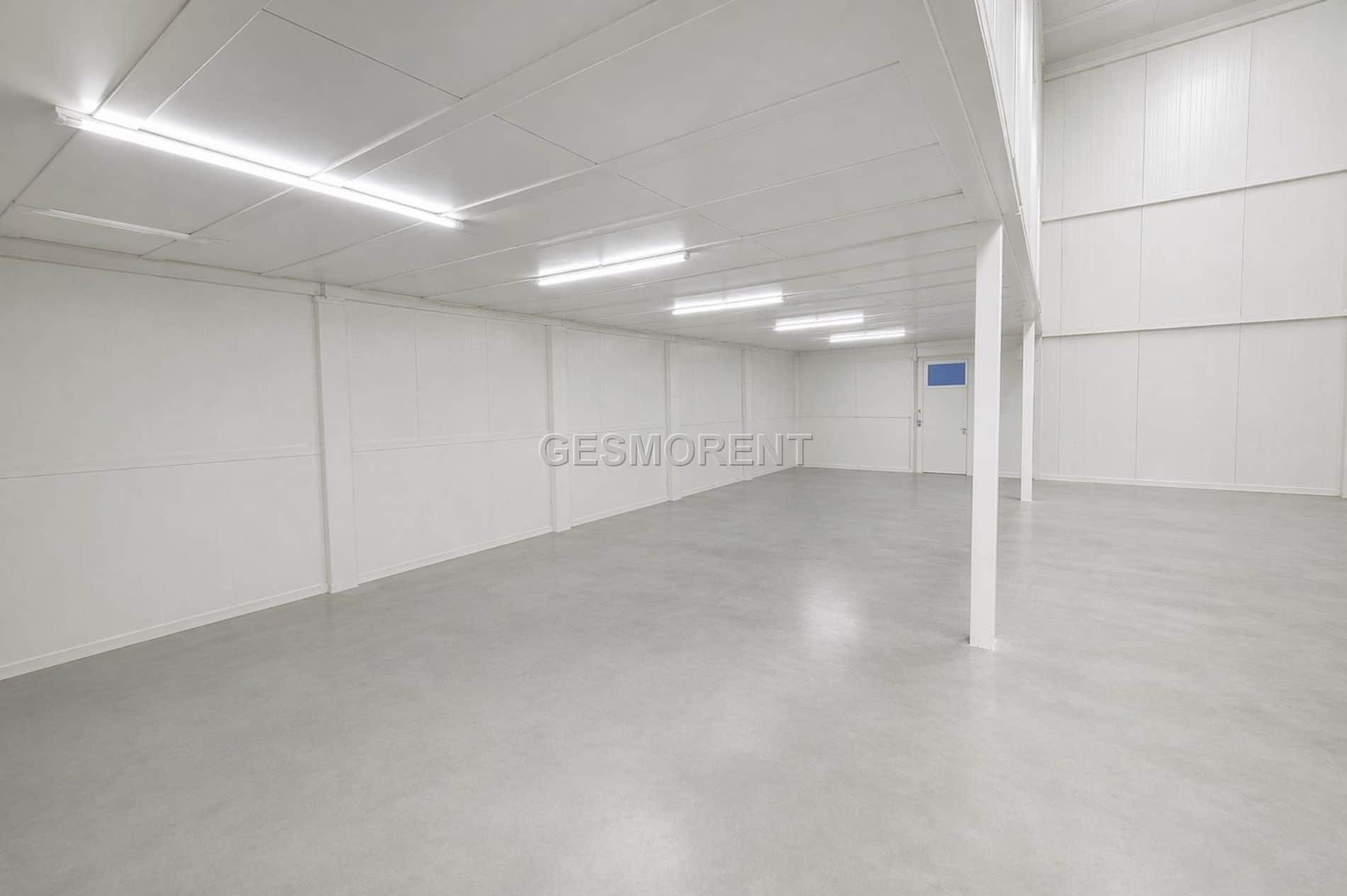 Conjunto de 3 naves industriales en venta con inquilino. - Foto 5