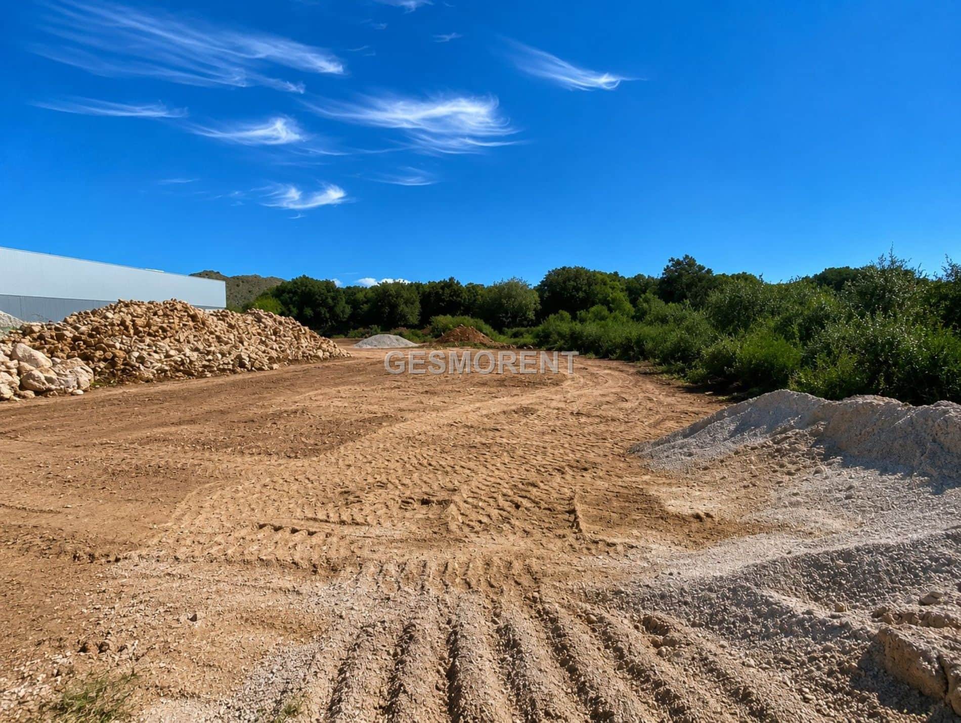 PARCELA INDUSTRIAL EN VENTA EN EL POLÍGONO DE POLLENÇA - Foto 2