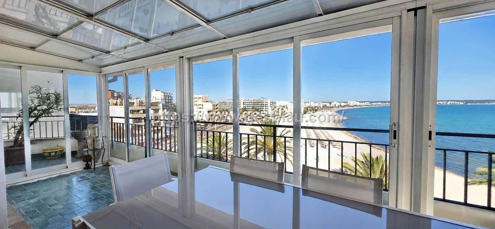 ✨ Exclusivo piso en Primera Línea de Mar con Vistas Panorámicas en Can Pastilla ✨ - Foto 4