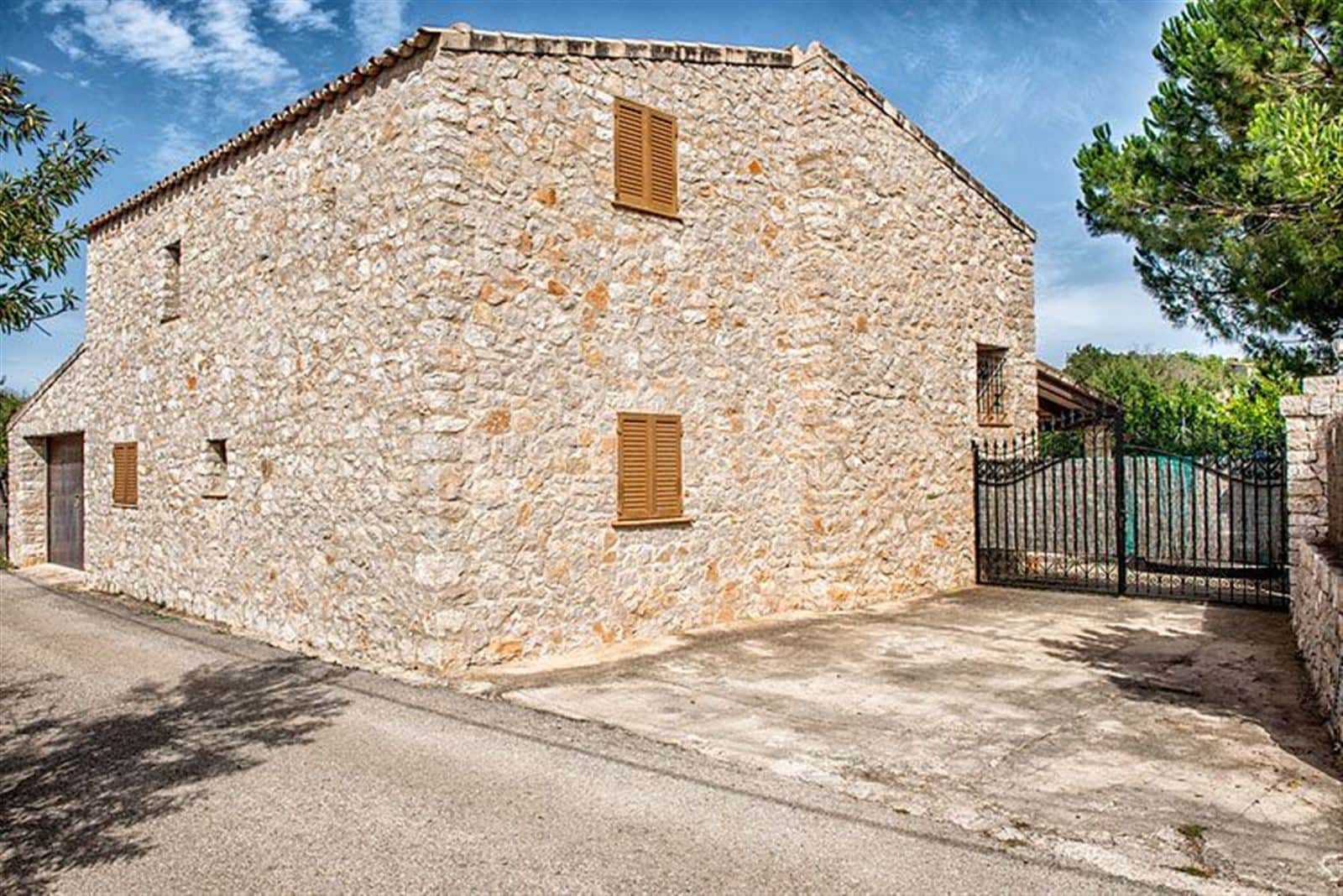 FINCA RÚSTICA CON CASA DE PIEDRA REFORMADA CON PISCINA - Foto 4