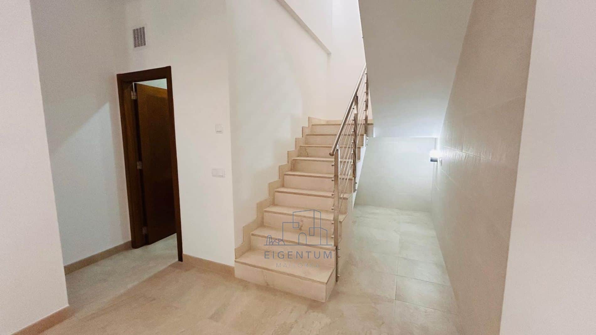 🏠 Alquiler: Primer Piso Exterior en Sant Joan, Mallorca – ¡A Estrenar y Todo Nuevo! - Foto 2