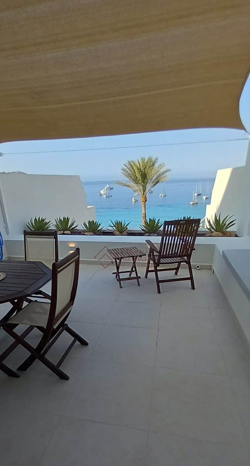 Apartamento en primera línea de mar en Cala Vadella - Foto 2