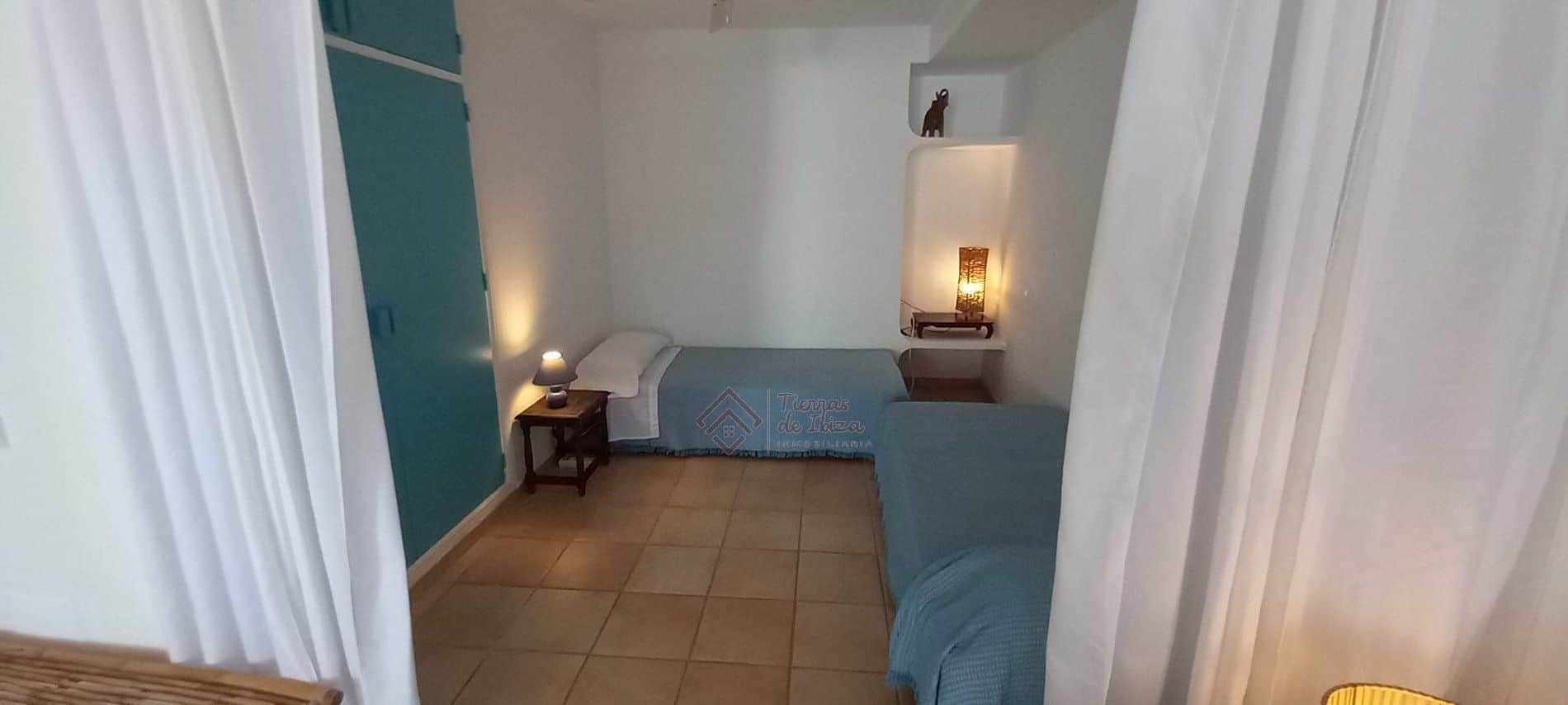 Apartamento en primera línea de mar en Cala Vadella - Foto 4