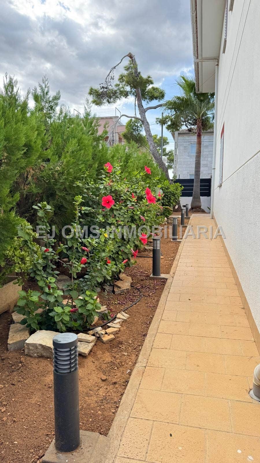 SE ALQUILA EXCLUSIVA CASA ZONA ALCUDIA – 230 m² recién reformada, a 100 metros del mar - Foto 2