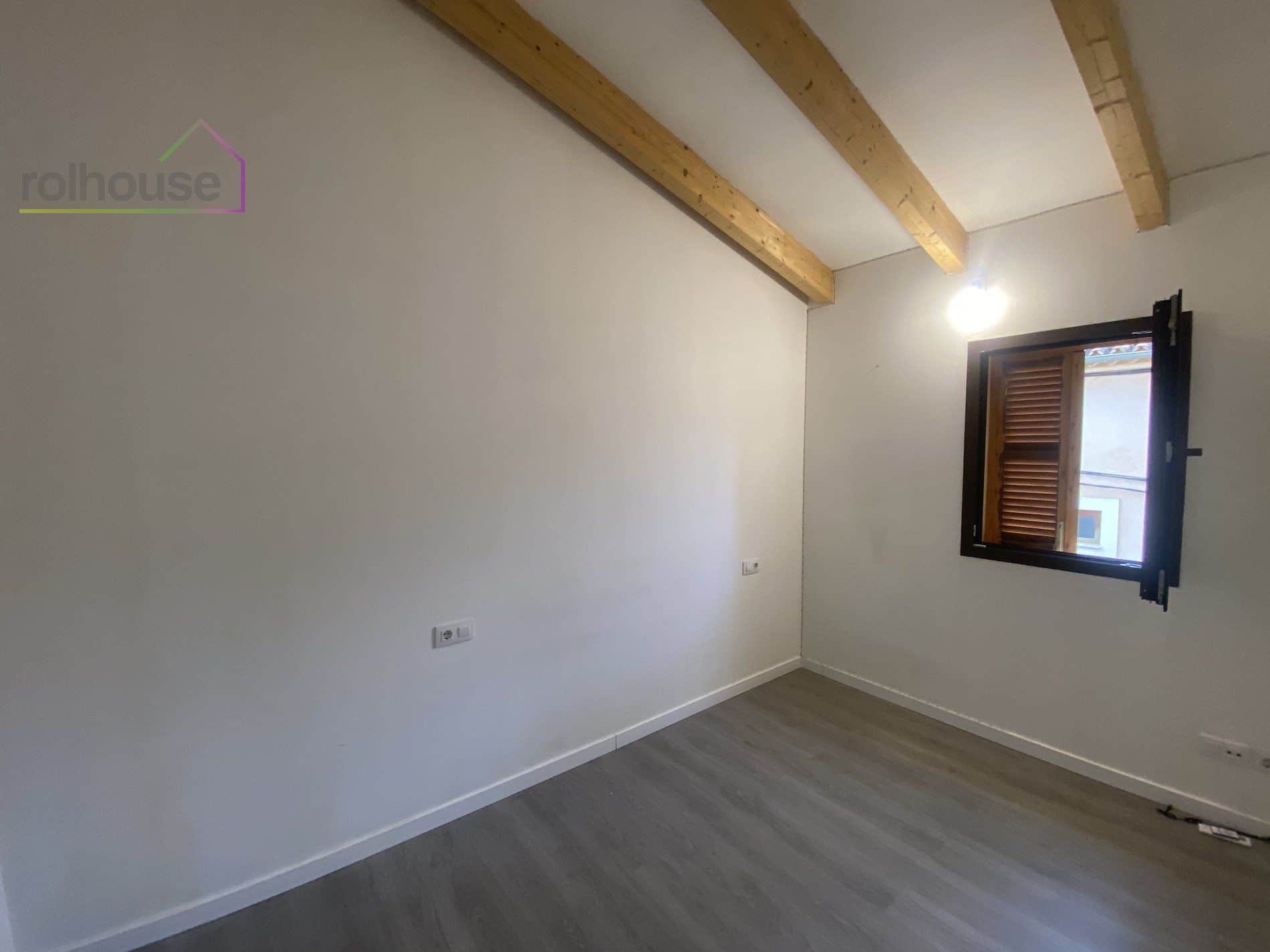 Piso duplex con terraza techo libre - Foto 3