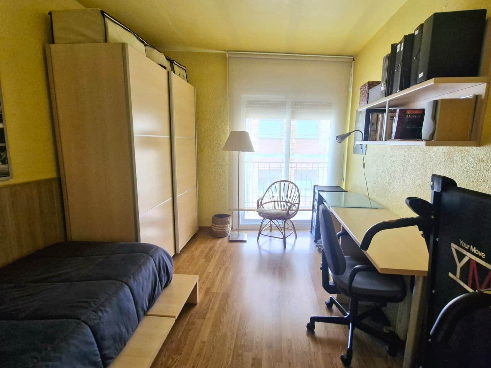 PISO EN BUENA ZONA CON SOLO TRES VECINOS - Foto 4